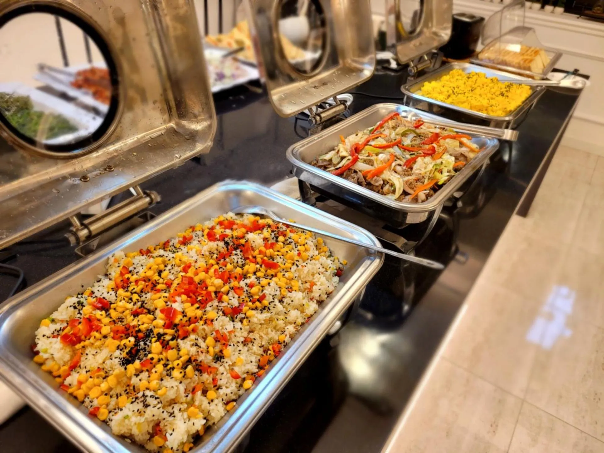 Breakfast in Seattle B Hotel