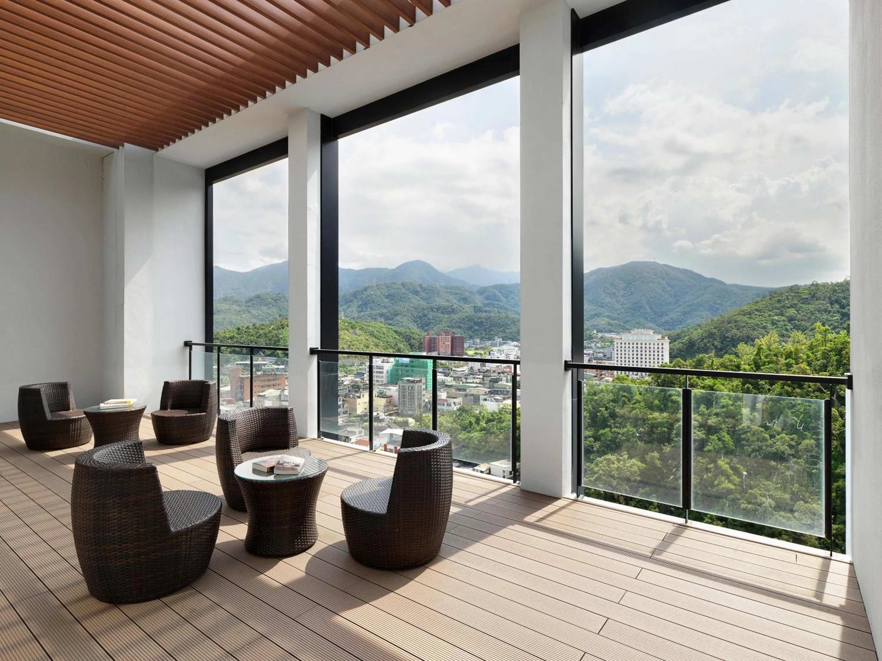 Area and facilities in Lakeshore Hotel Suao