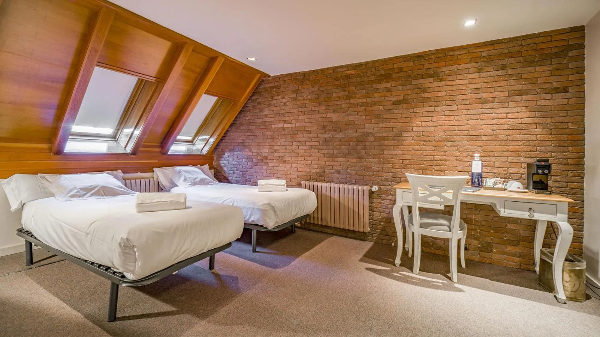 Photo of the whole room, Bed in Roc Blanc Hotel & Spa