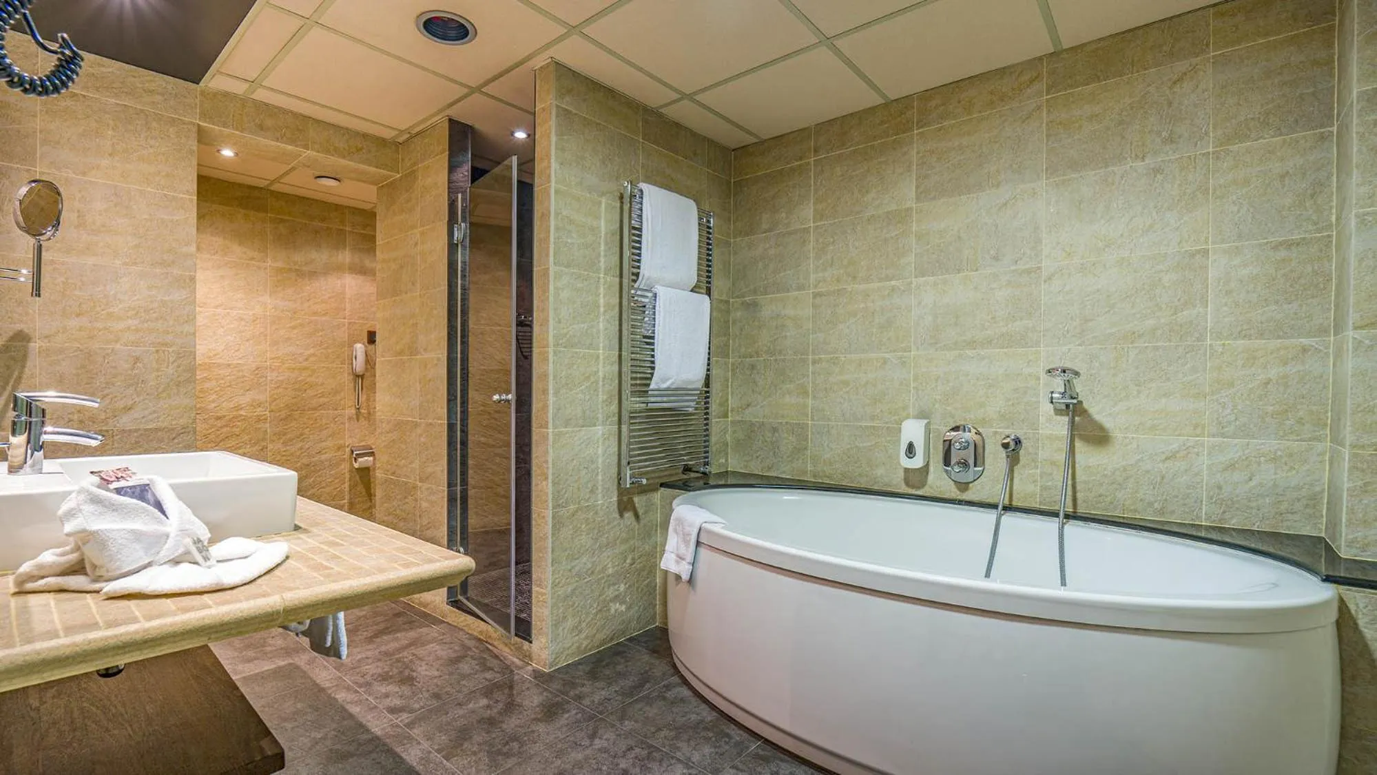 Bathroom in Roc Blanc Hotel & Spa