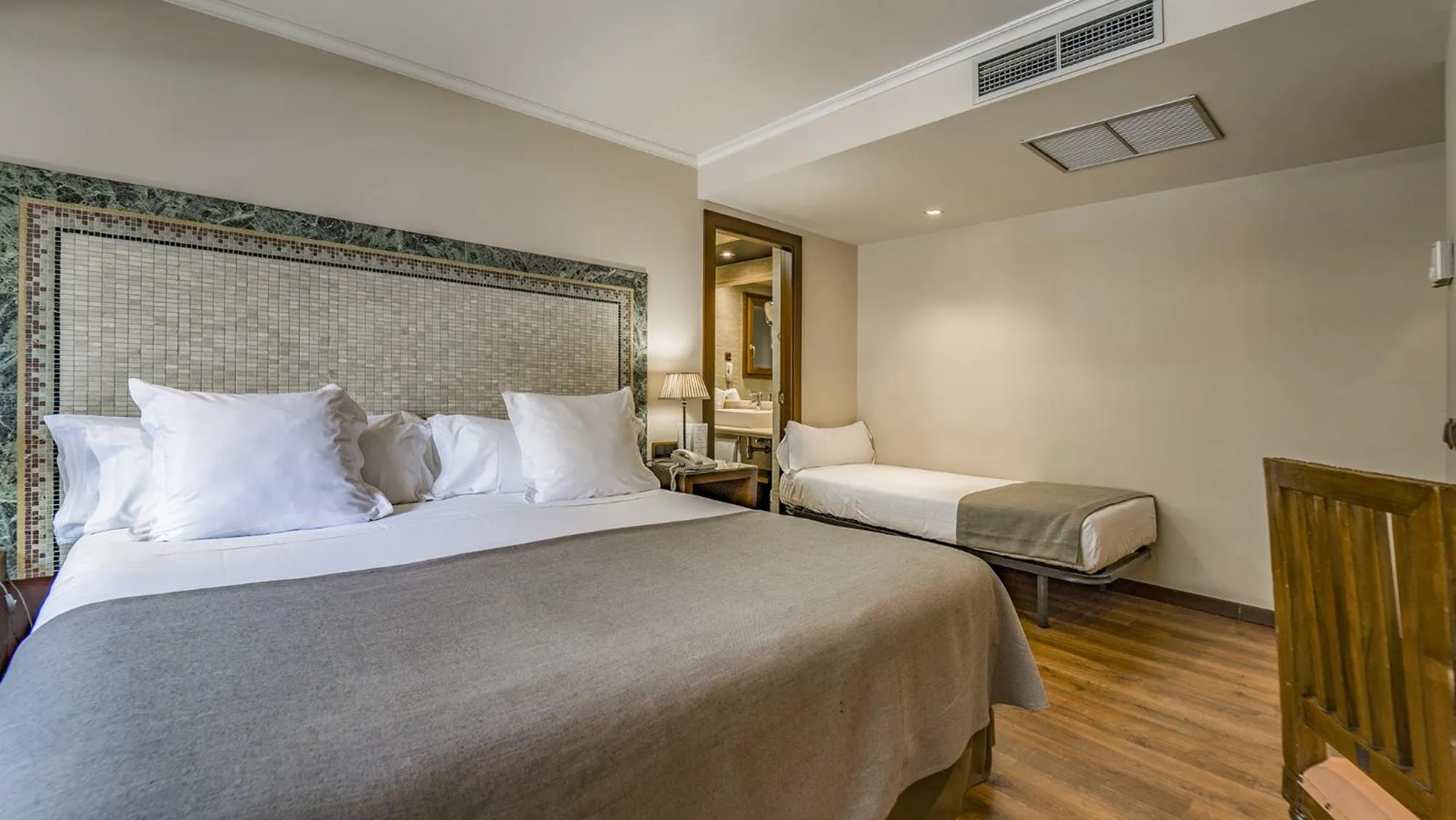 Photo of the whole room, Bed in Roc Blanc Hotel & Spa