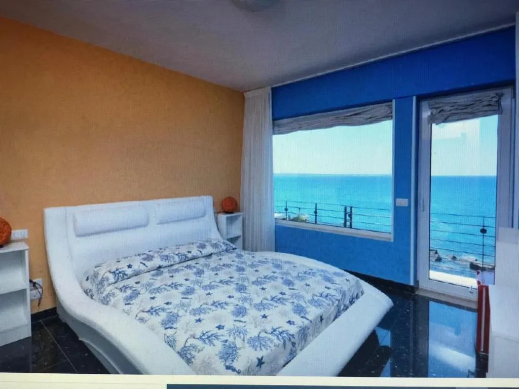 Bed in Palace Blu Mare
