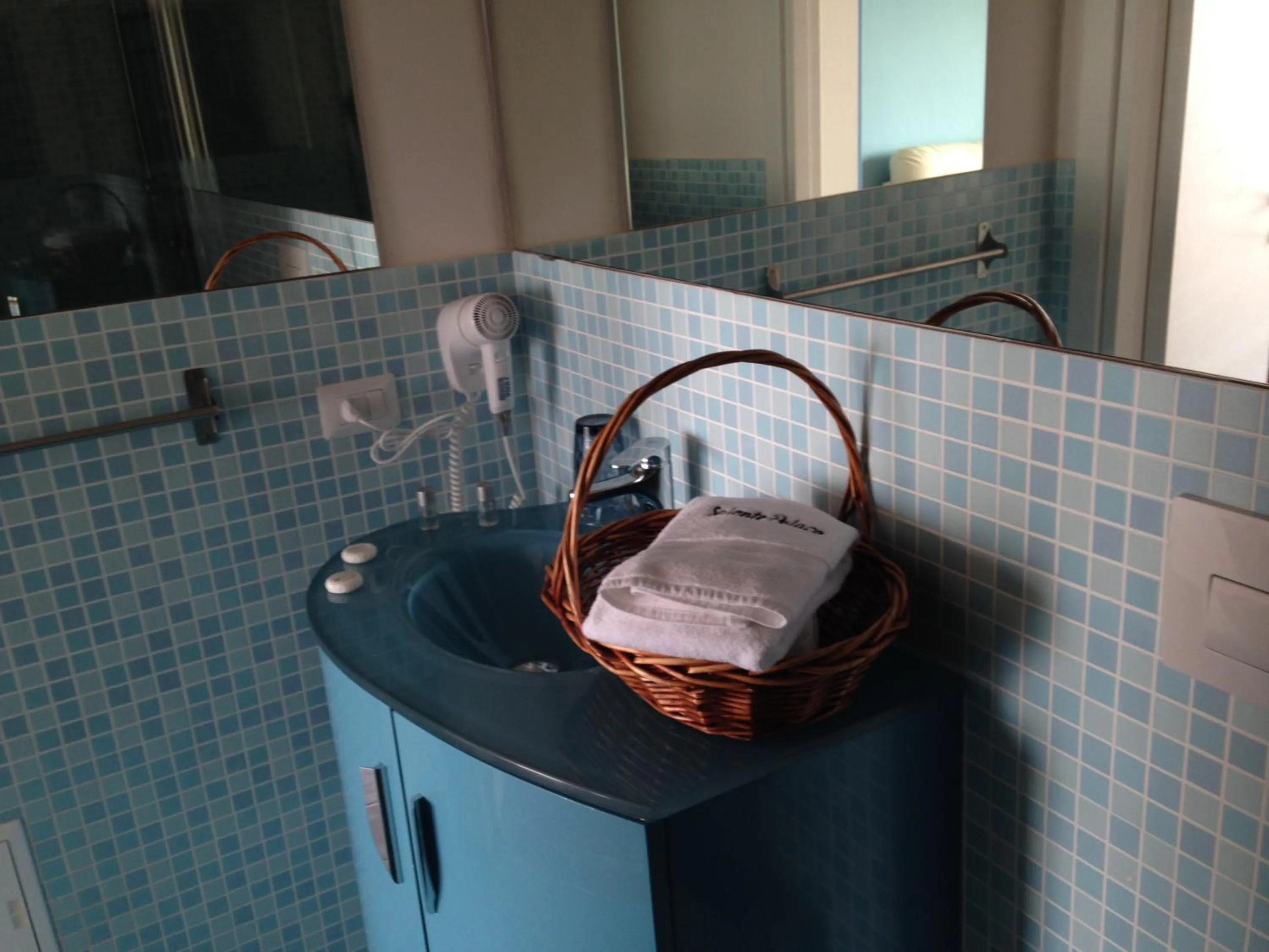 Bathroom in Palace Blu Mare