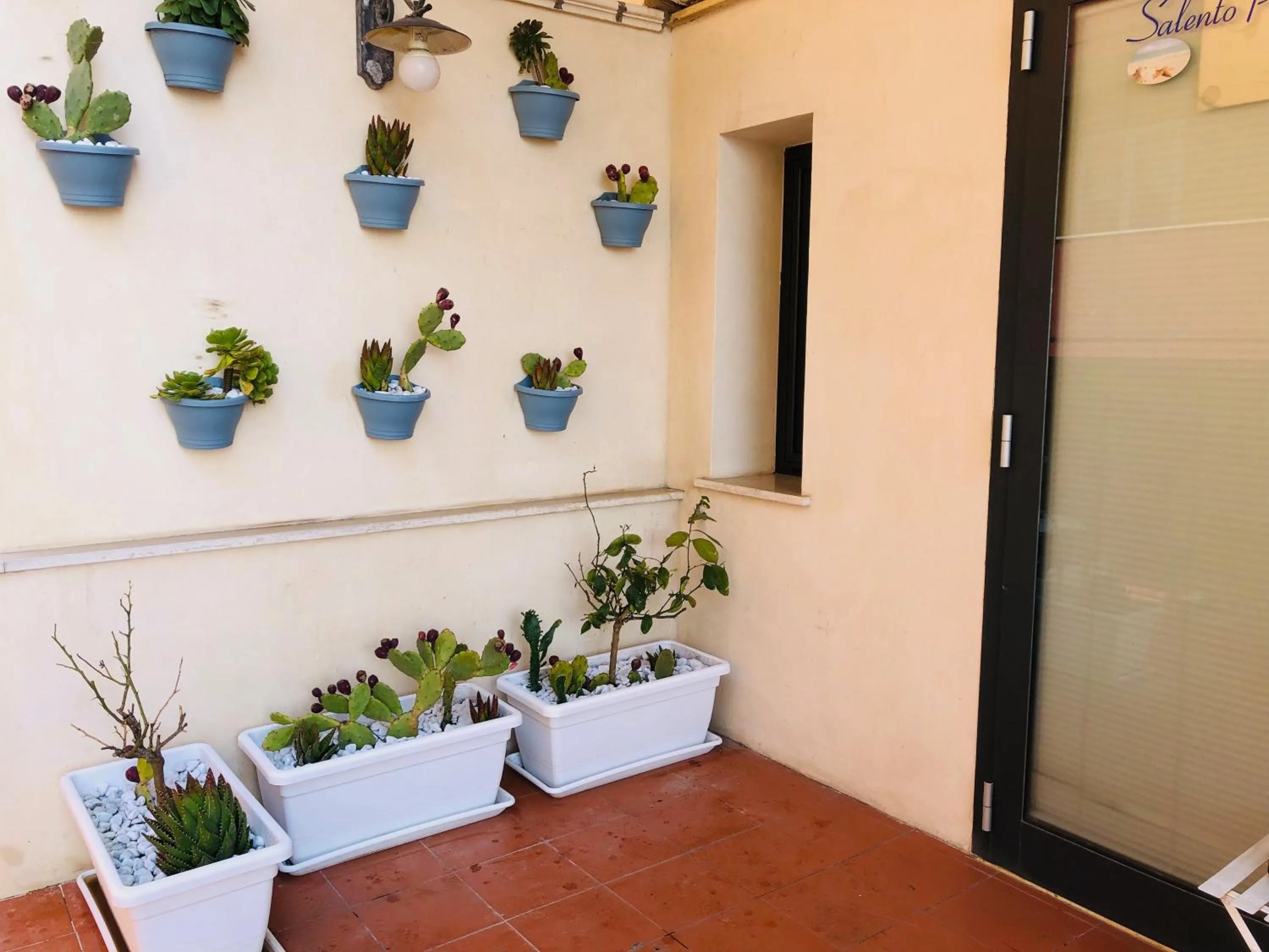 Decorative detail in Palace Blu Mare