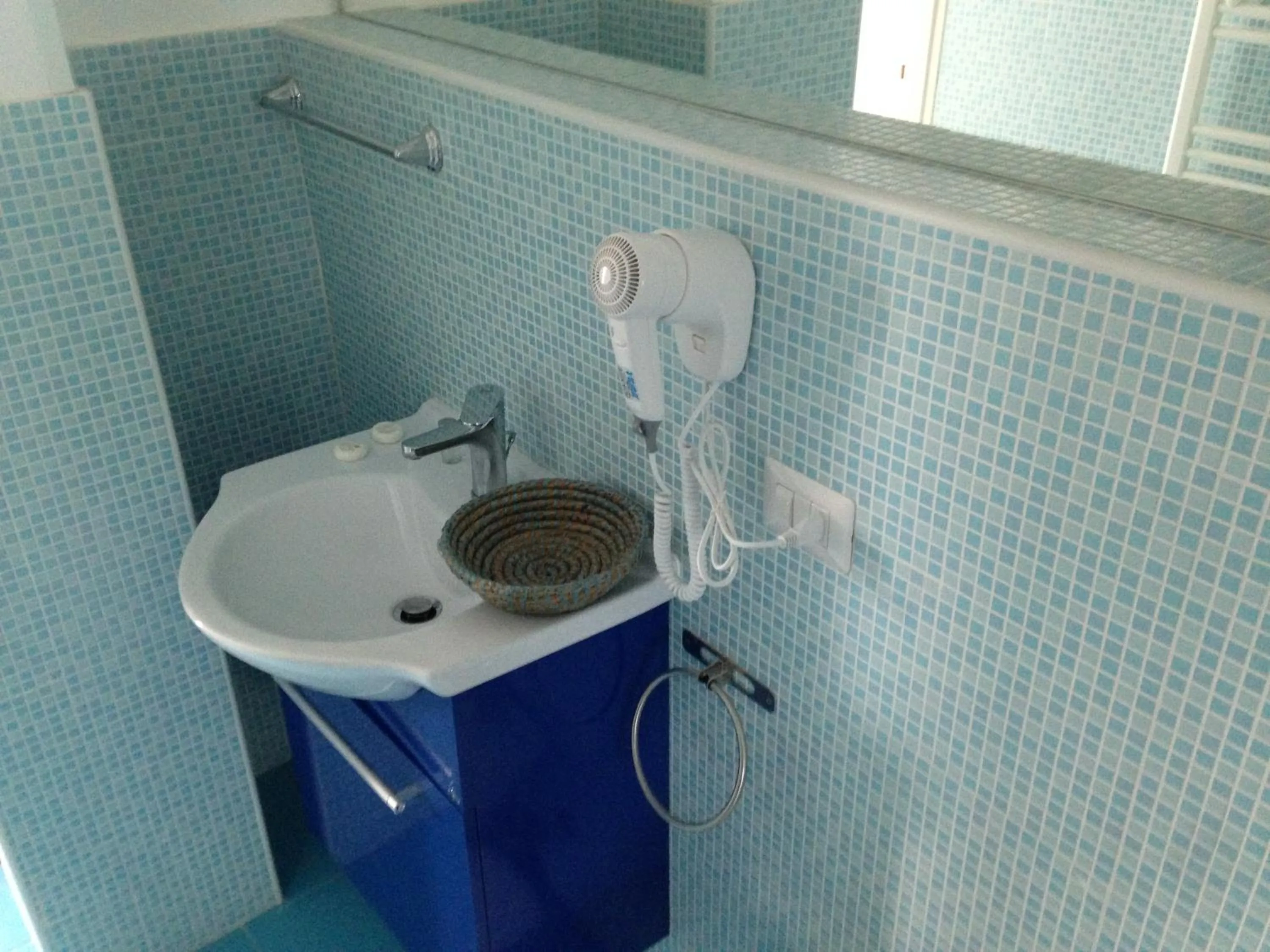 Bathroom in Palace Blu Mare