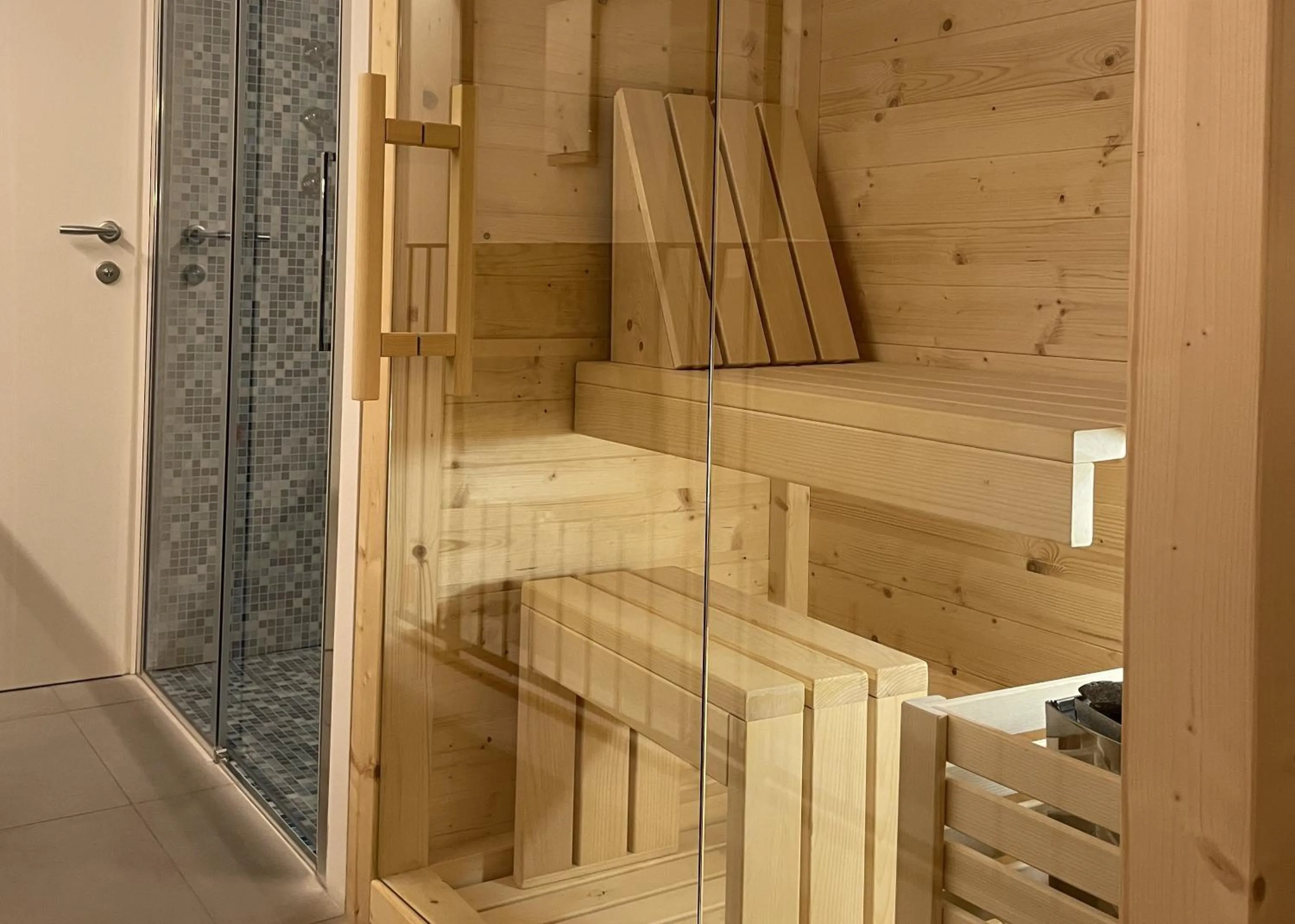 Shower in Le Zitelle di Ron