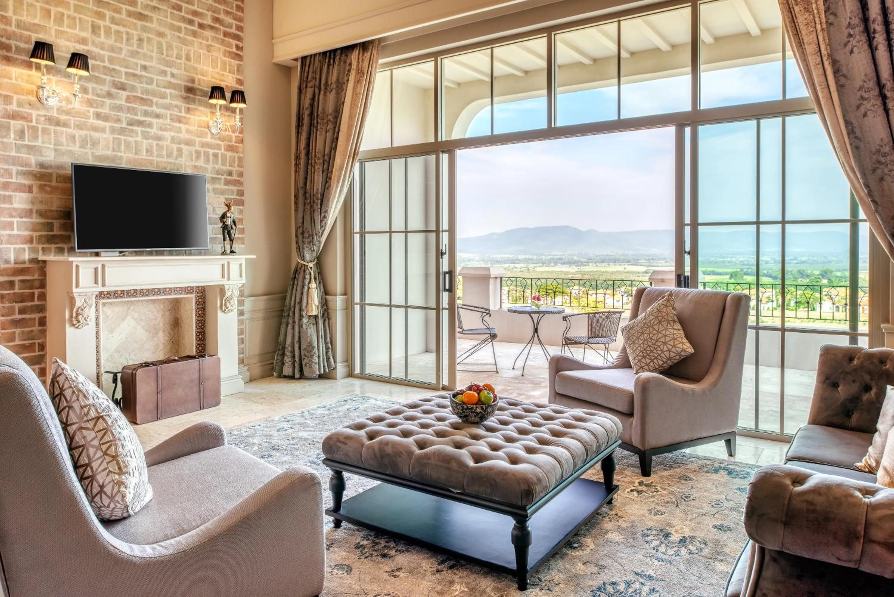 Living room in Mövenpick Resort Khao Yai