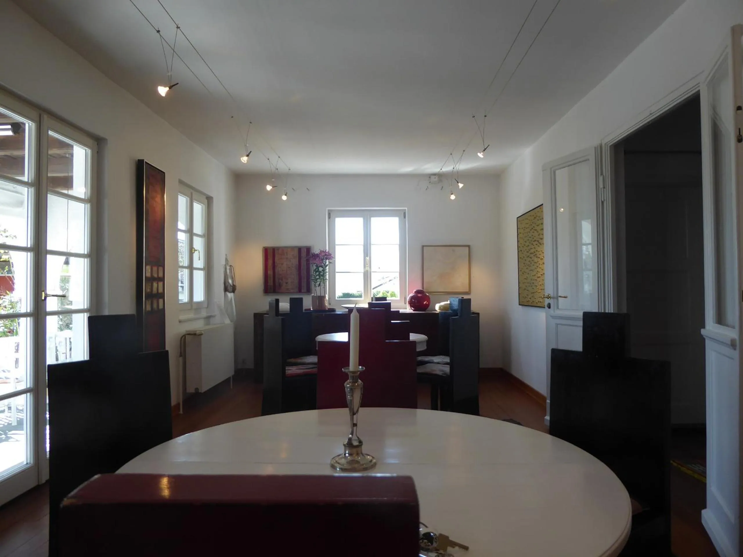 Photo of the whole room in Am Eichholz Galerie & Art-Hotel