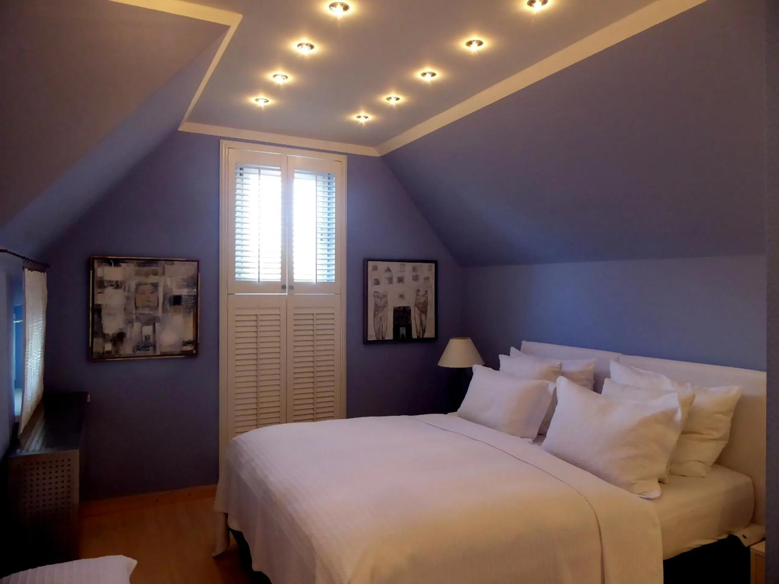 Bed in Am Eichholz Galerie & Art-Hotel