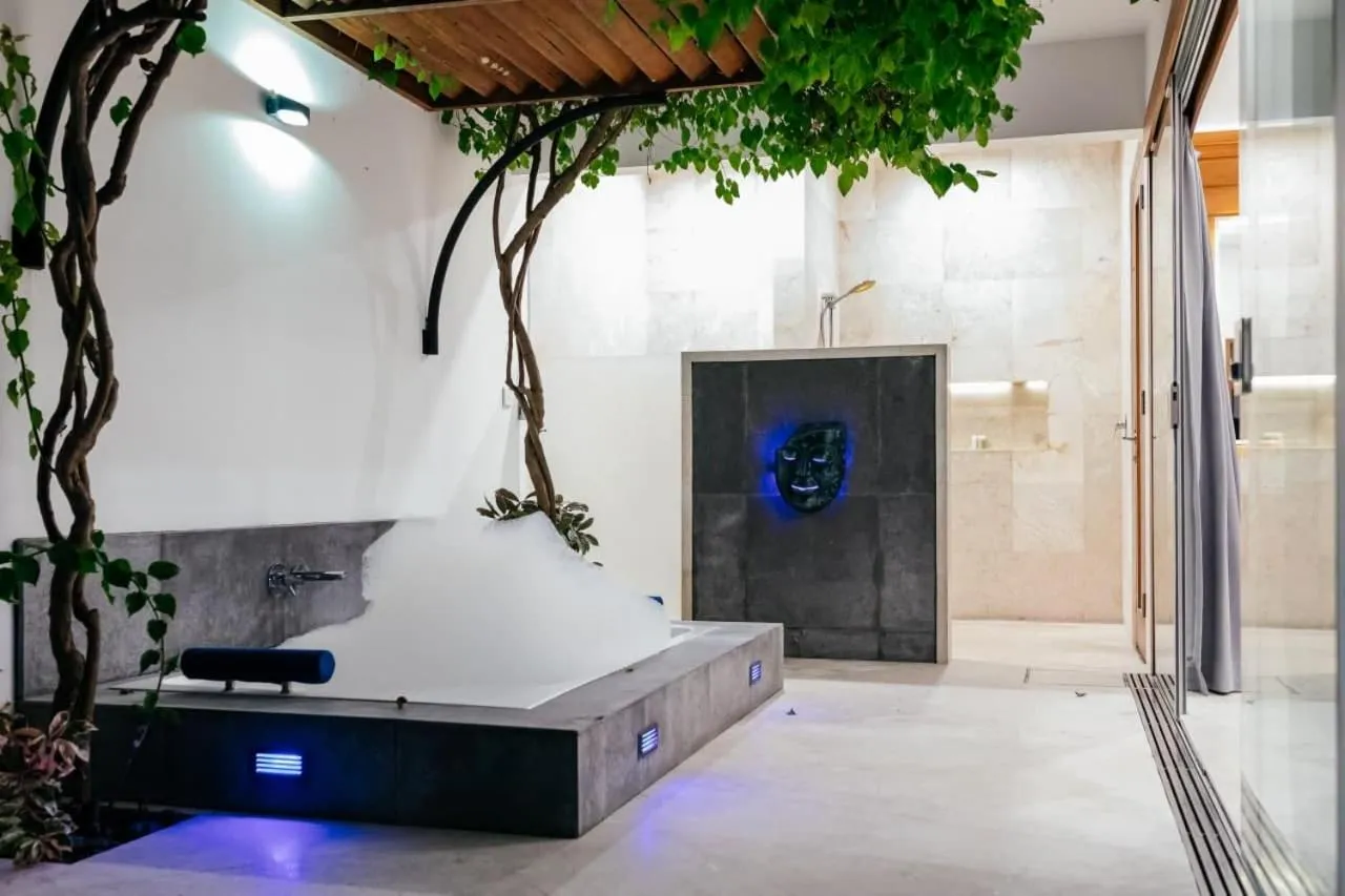 Shower in Kamil Villas