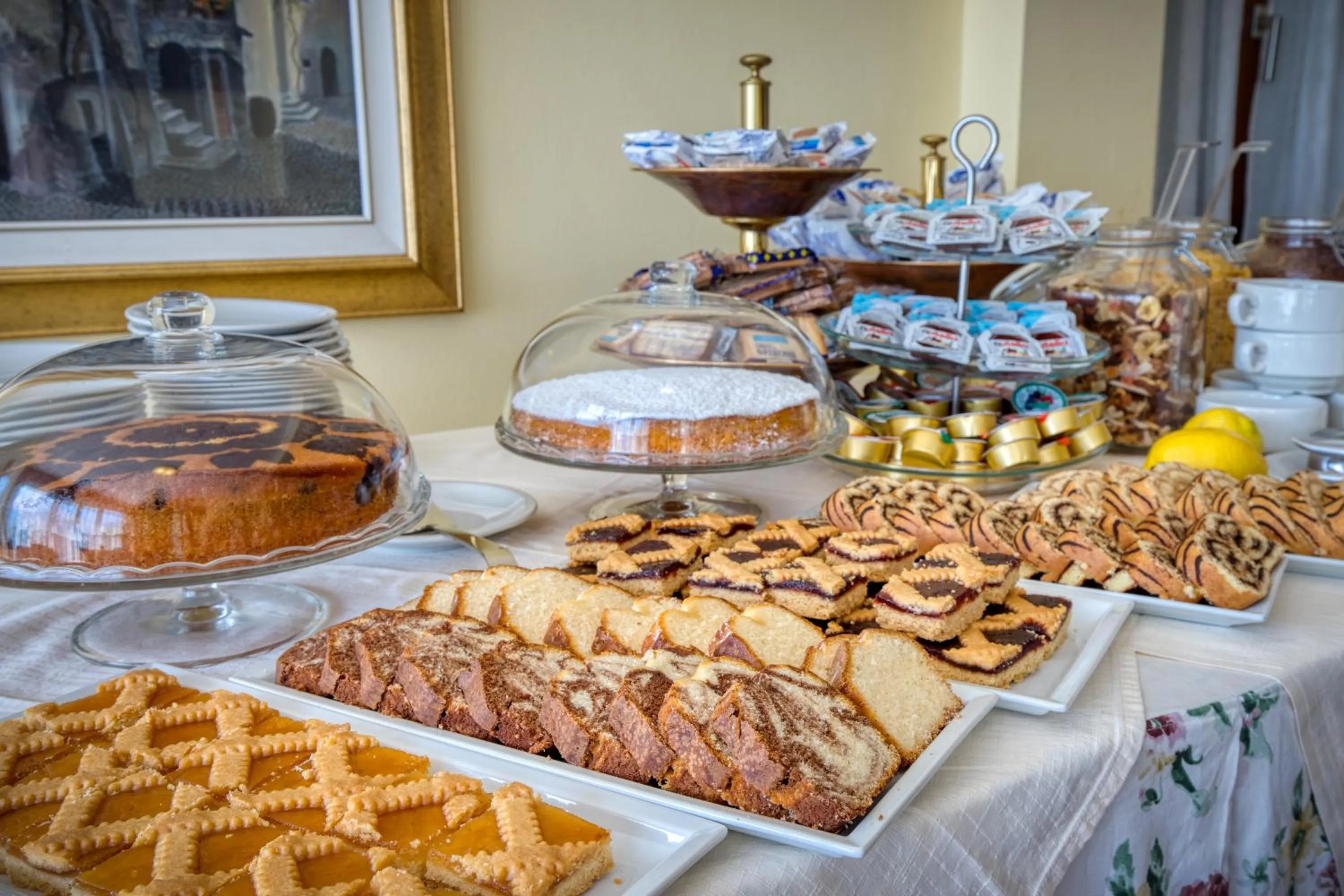 Breakfast in Hotel Silvana Garnì