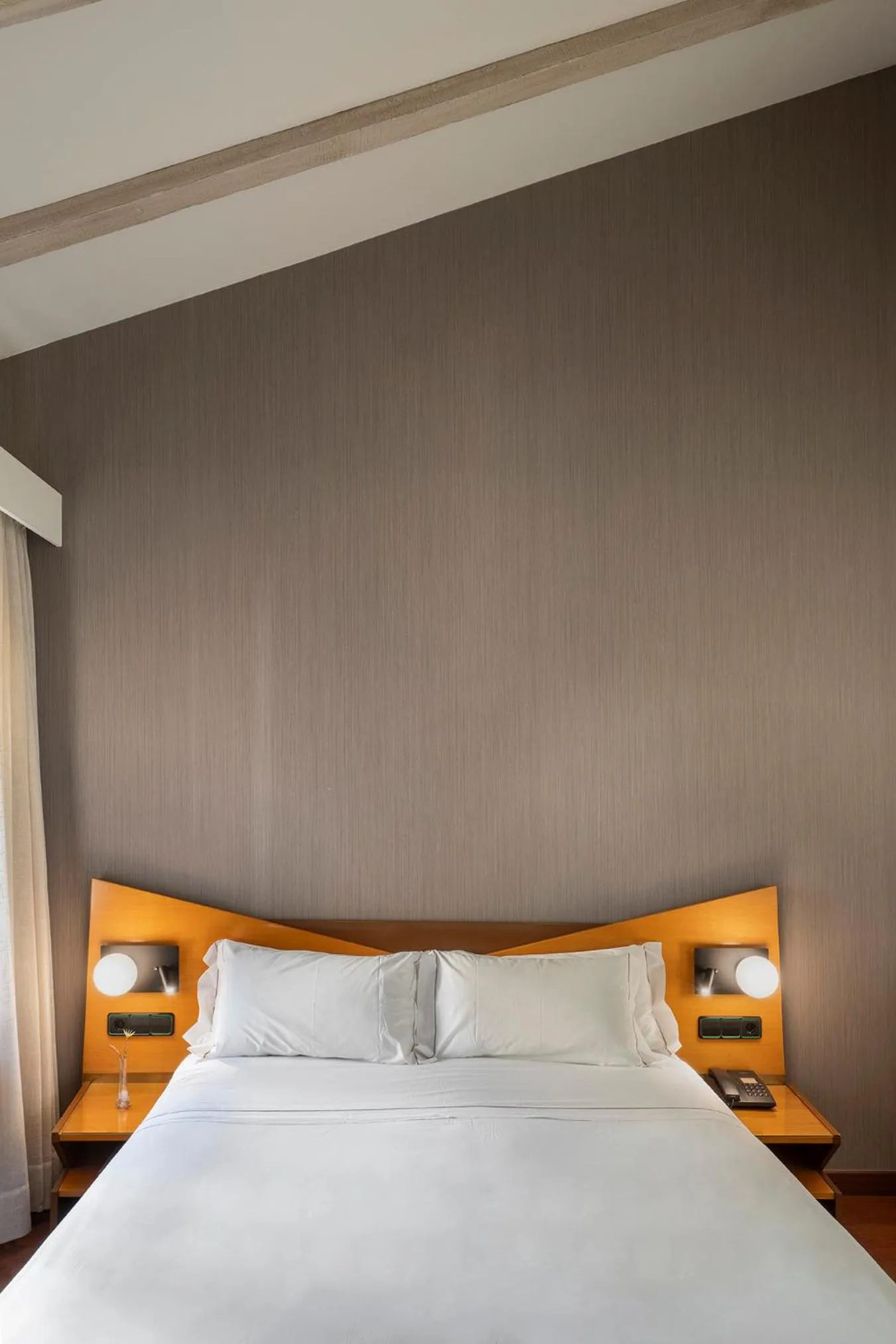 Bed in Hotel de l'Isard