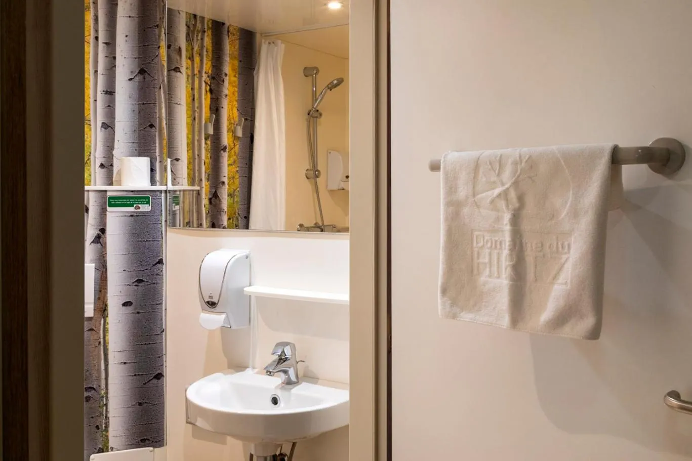 Toilet in Domaine du Hirtz, Restaurant & Spa