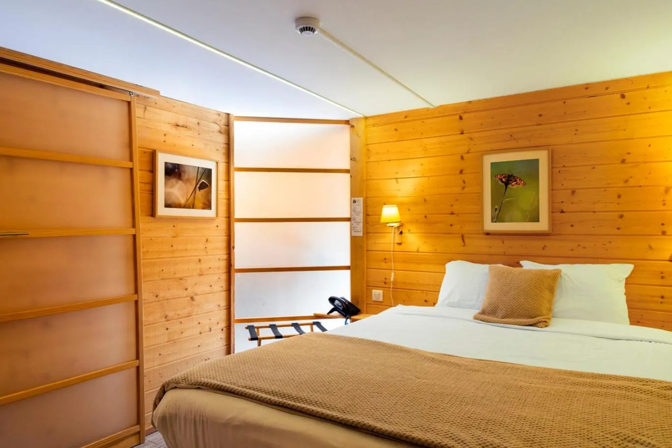 Bed in Domaine du Hirtz, Restaurant & Spa