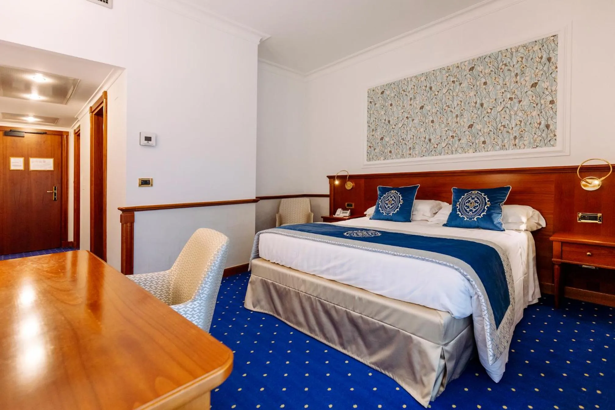 Photo of the whole room, Bed in Grand Hotel Terme & Spa