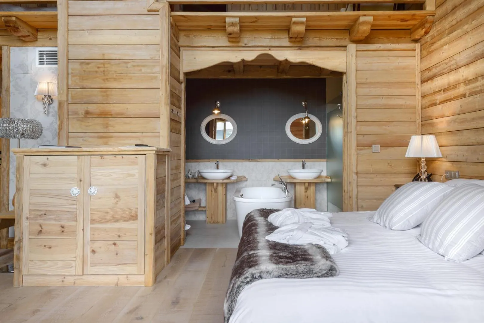 Bed in Hotel Viñas de Lárrede