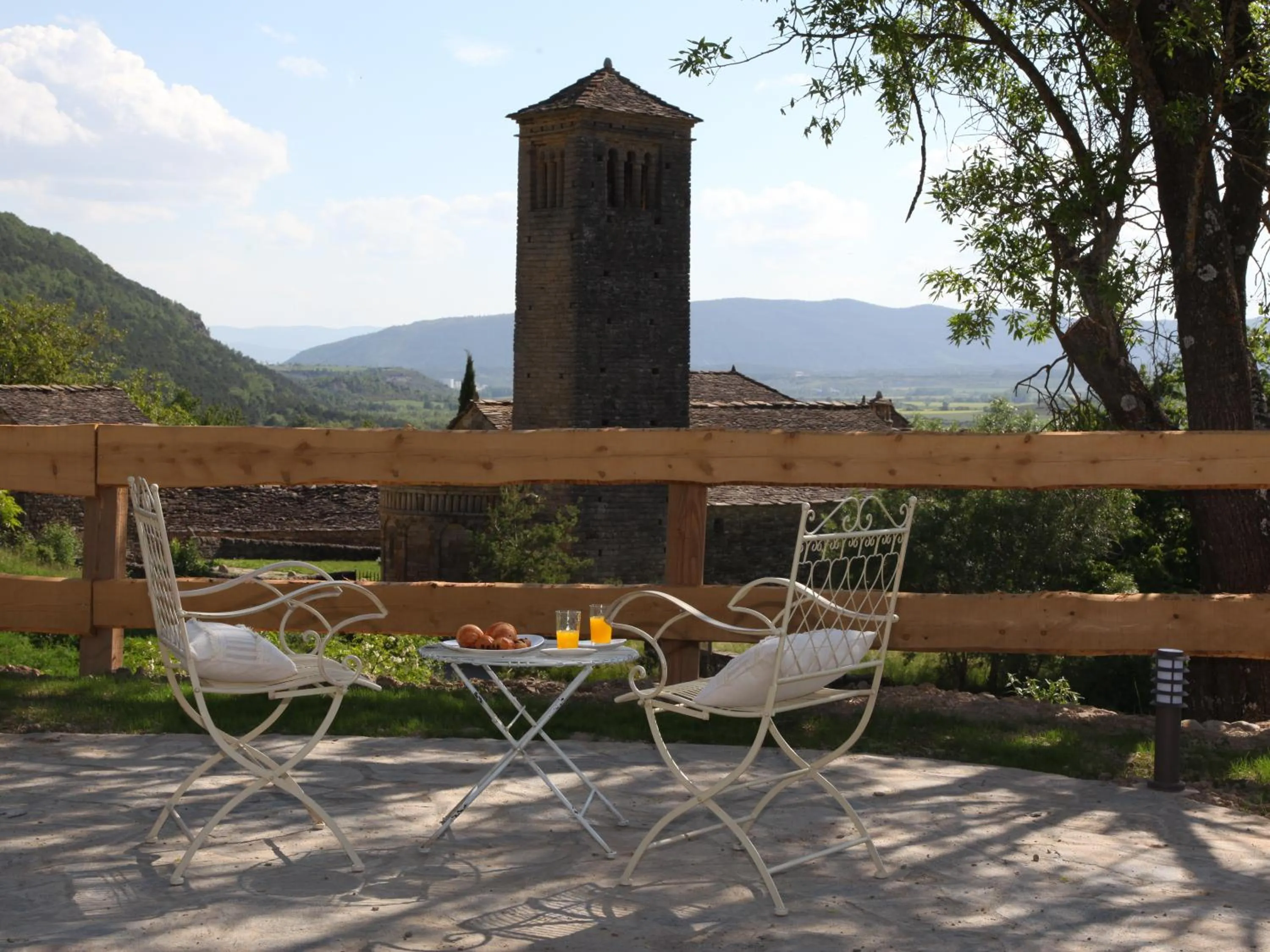 Patio in Hotel Viñas de Lárrede