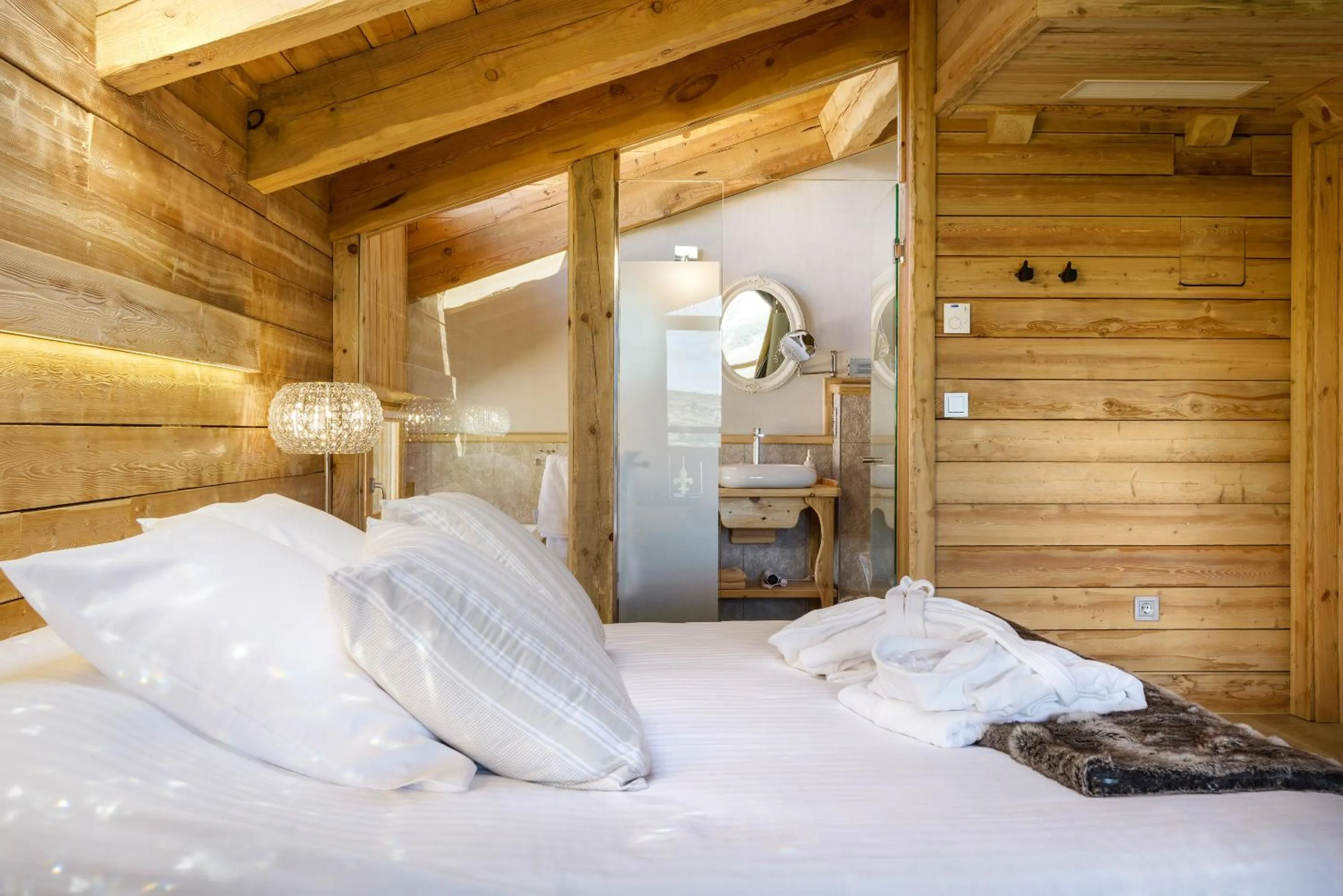 Bed in Hotel Viñas de Lárrede