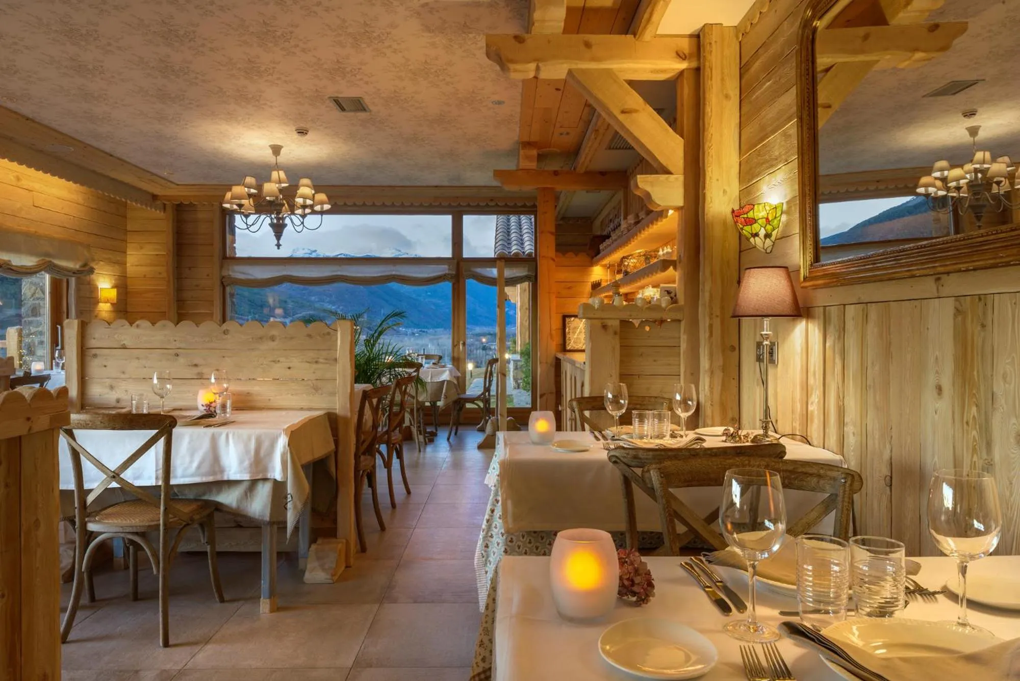 Restaurant/places to eat in Hotel Viñas de Lárrede