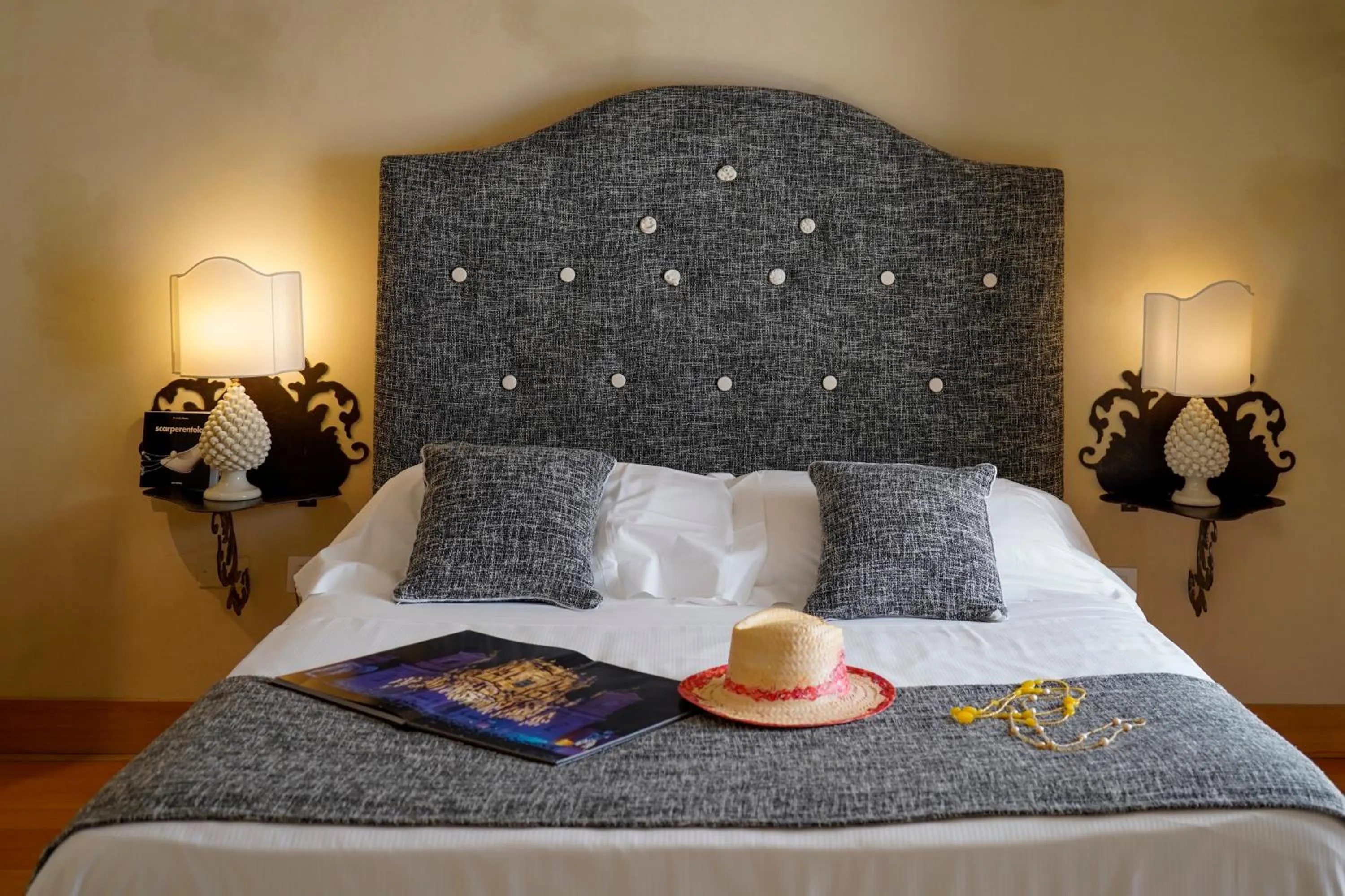 Bedroom, Bed in Zahir Country House Boutique Hotel Noto