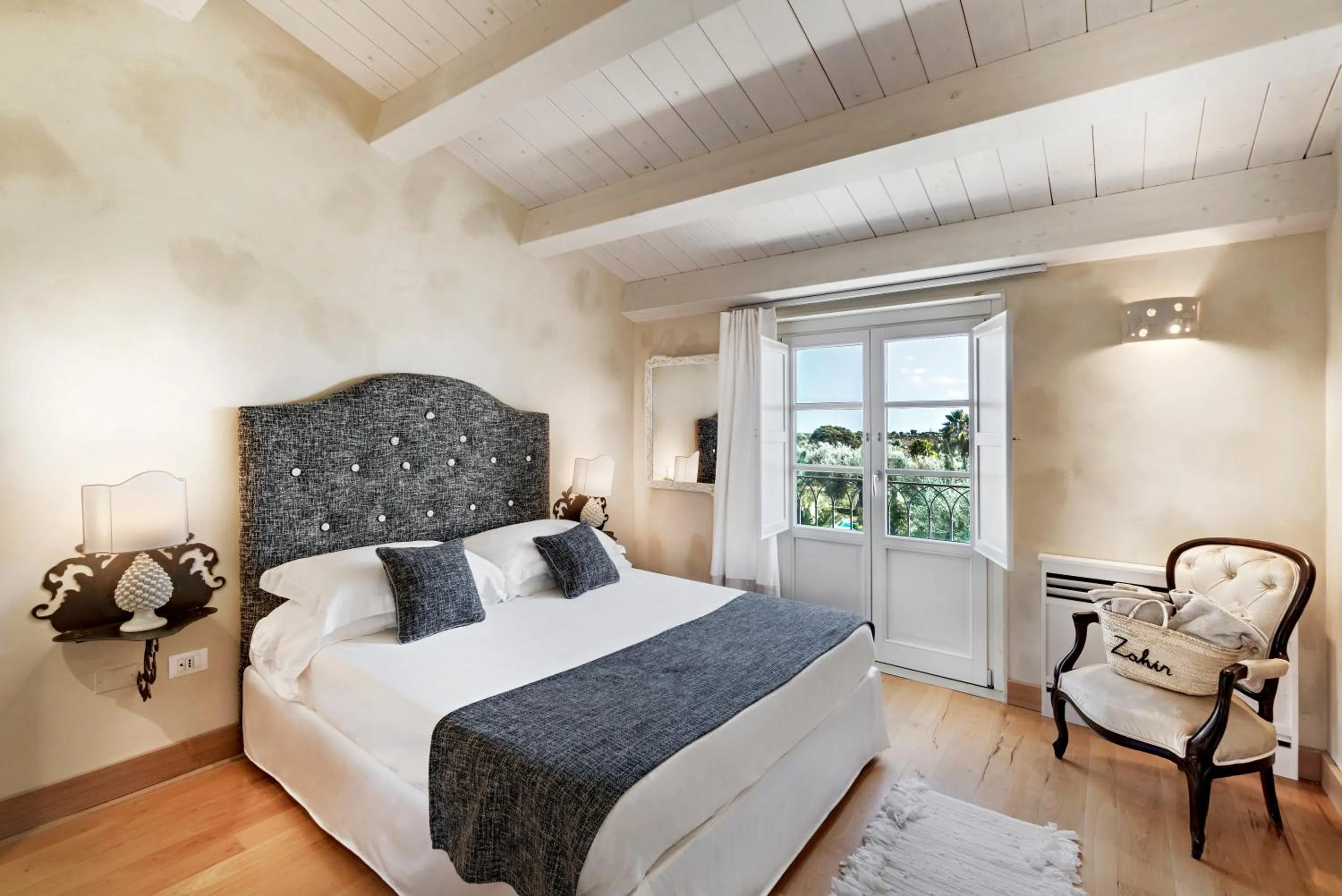 Photo of the whole room, Bed in Zahir Country House Boutique Hotel Noto