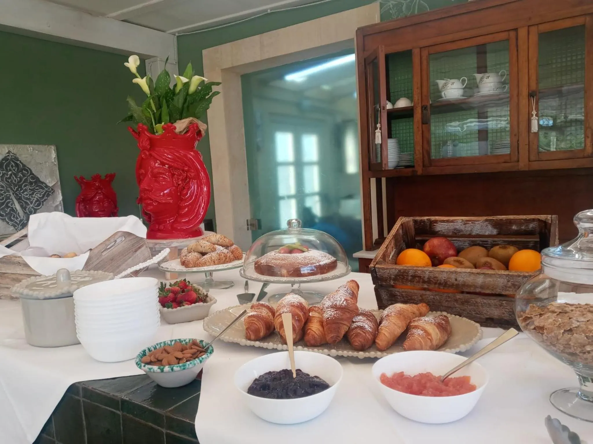 Breakfast in Zahir Country House Boutique Hotel Noto