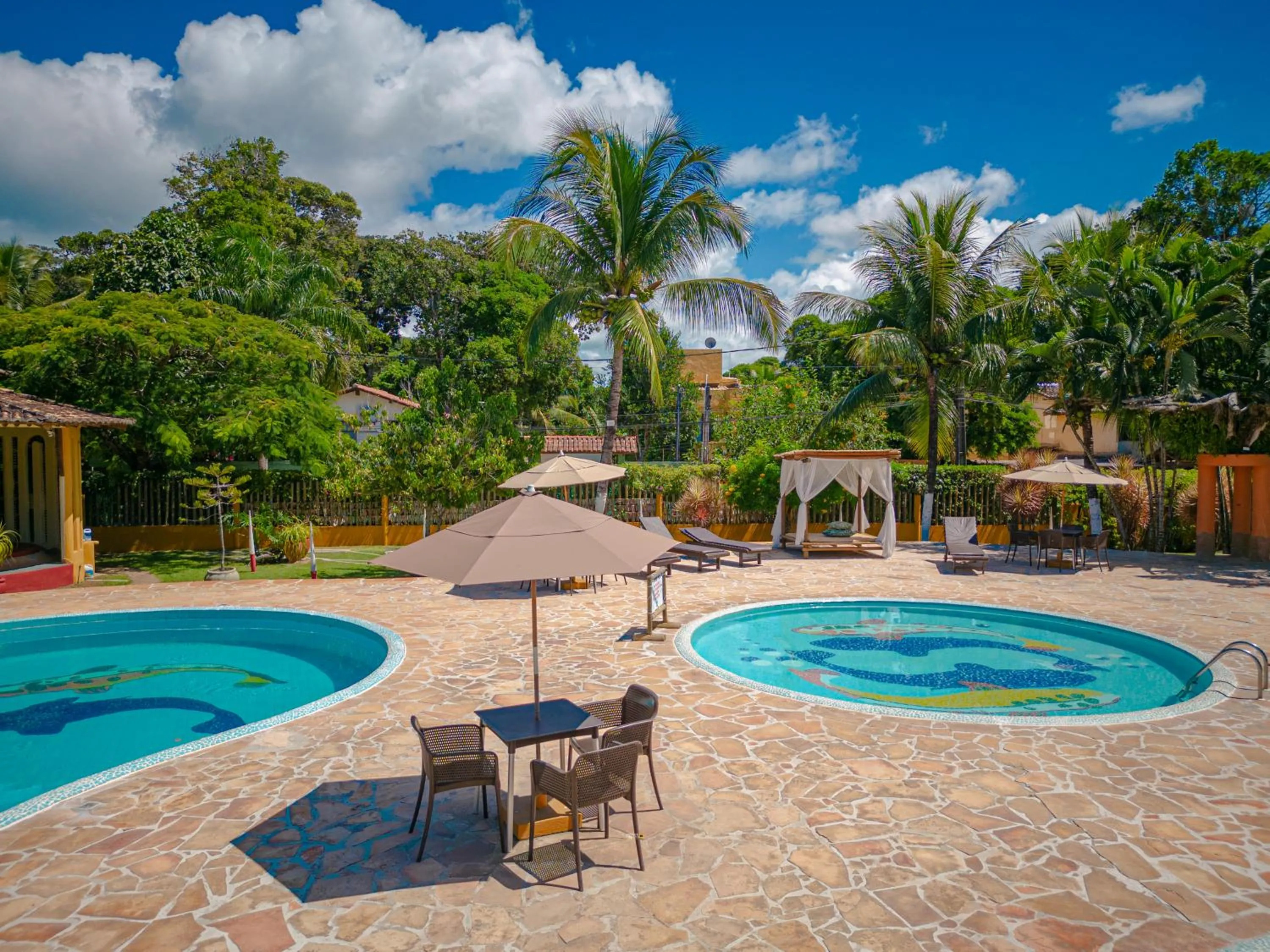 Swimming pool in Estação Santa Fé Hotel e Pousada