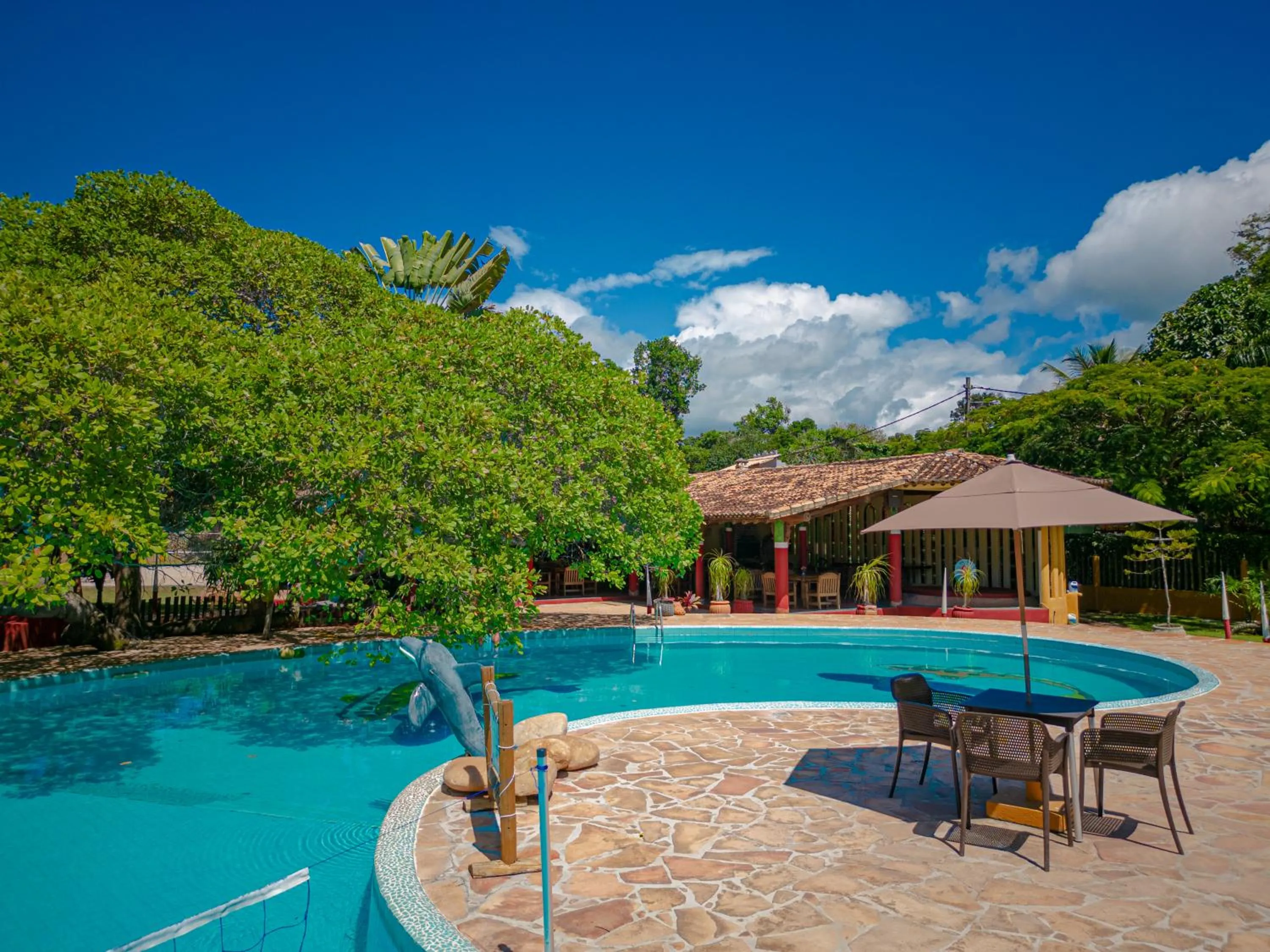 Swimming pool in Estação Santa Fé Hotel e Pousada