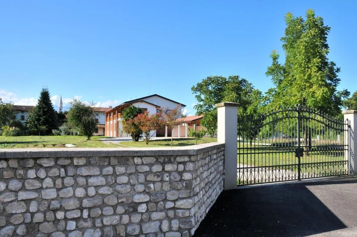 Facade/entrance in Albergo Diffuso Magredi