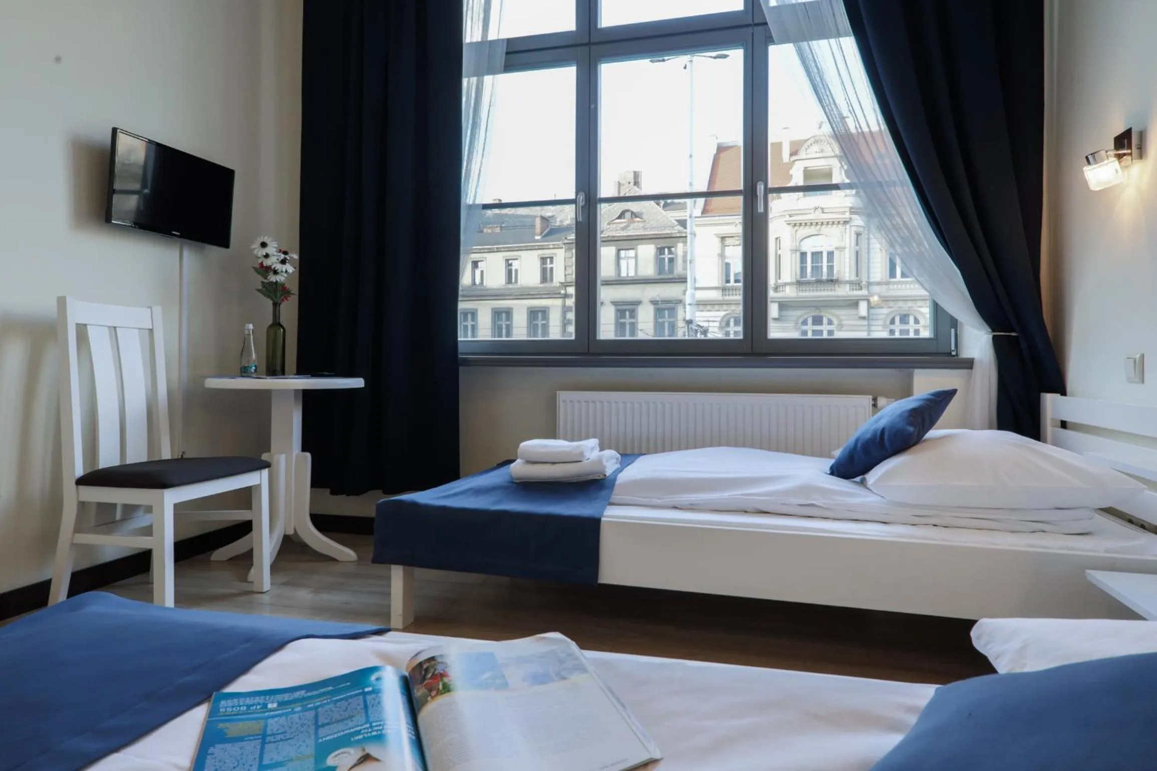 Photo of the whole room, Bed in Kamienica Pod Aniołami