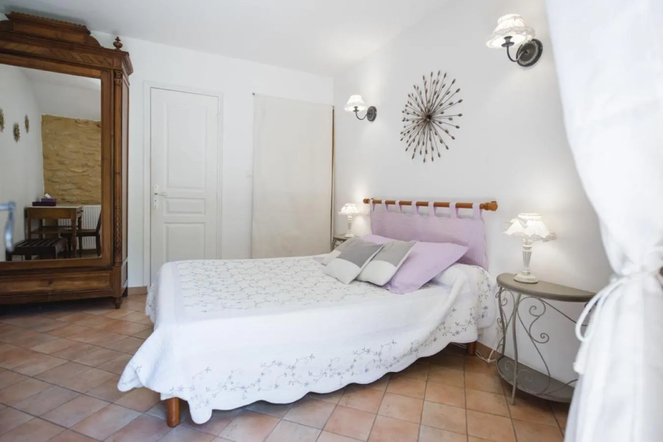 Photo of the whole room, Bed in Les Filolies