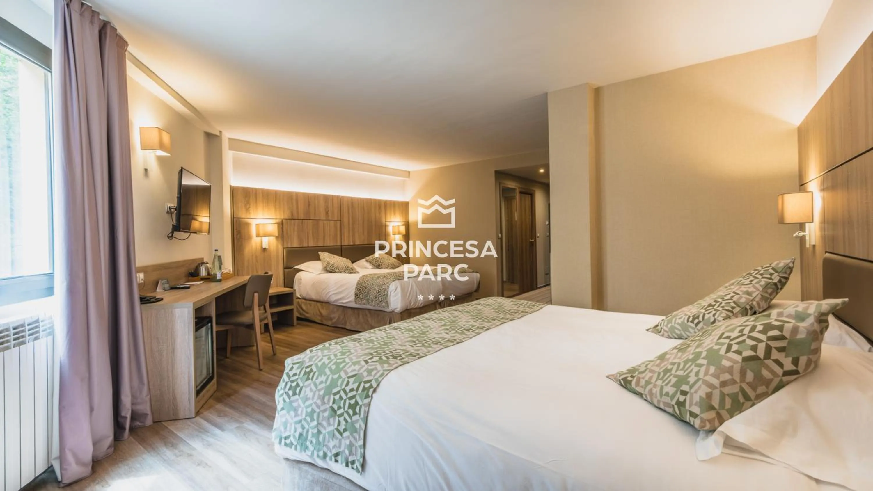 Bed in Hotel Princesa Parc