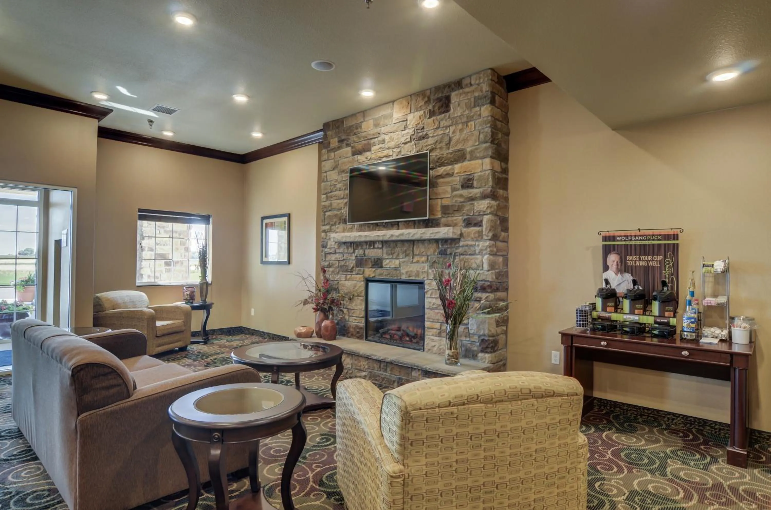 TV and multimedia in Cobblestone Inn & Suites - Ord