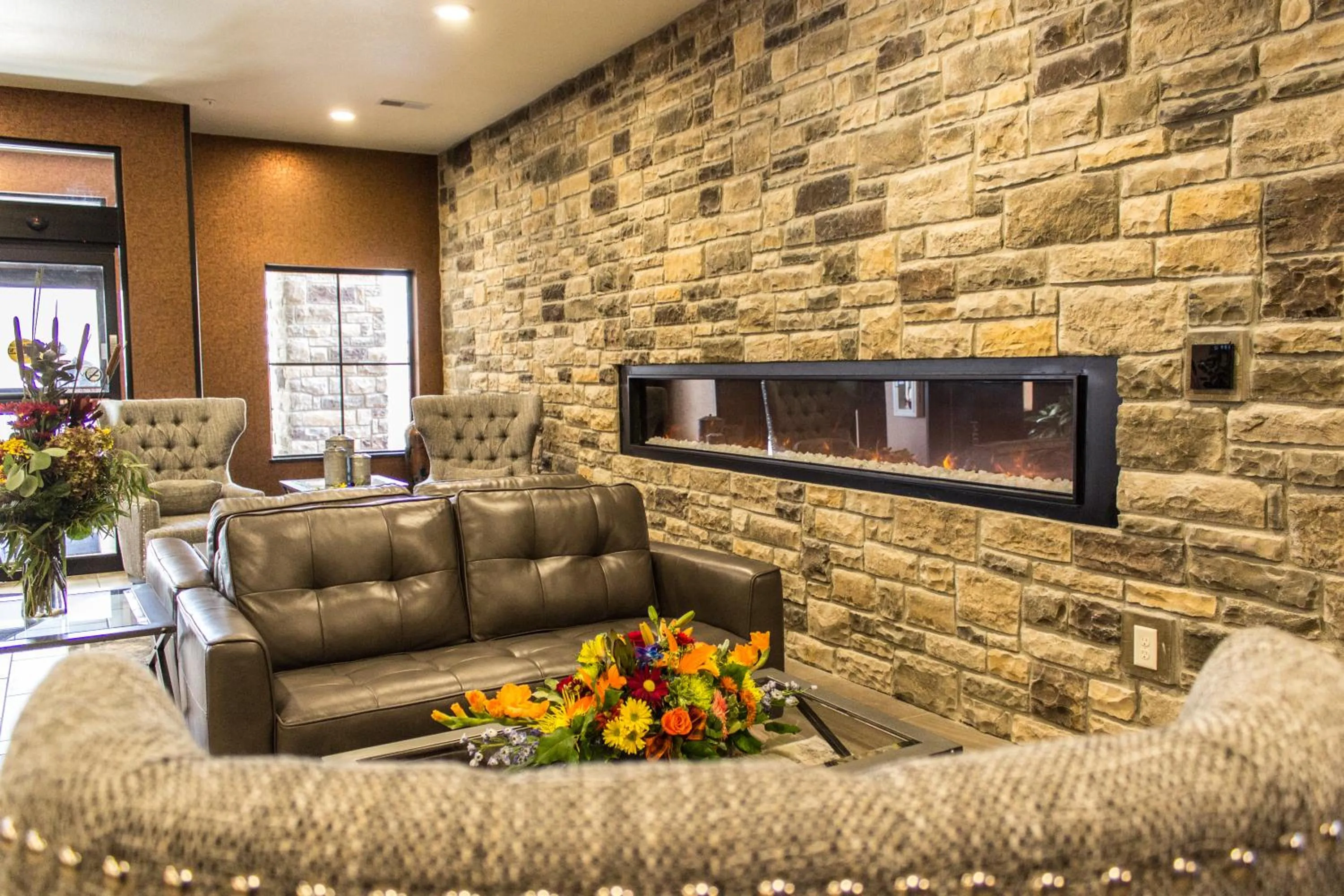 Lobby or reception in Cobblestone Hotel & Suites - Chippewa Falls