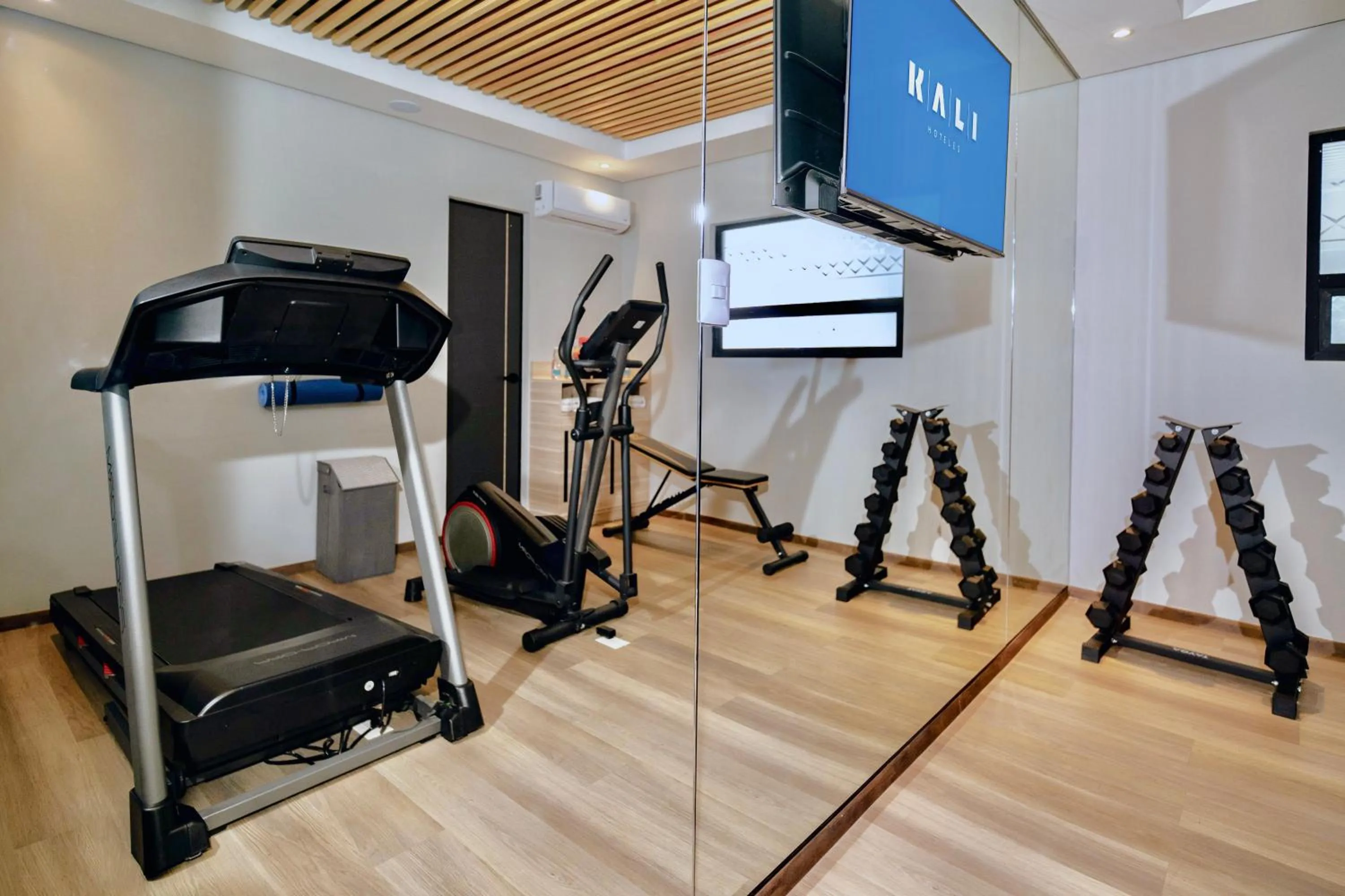 Fitness centre/facilities in KALI La Raza Mexico City