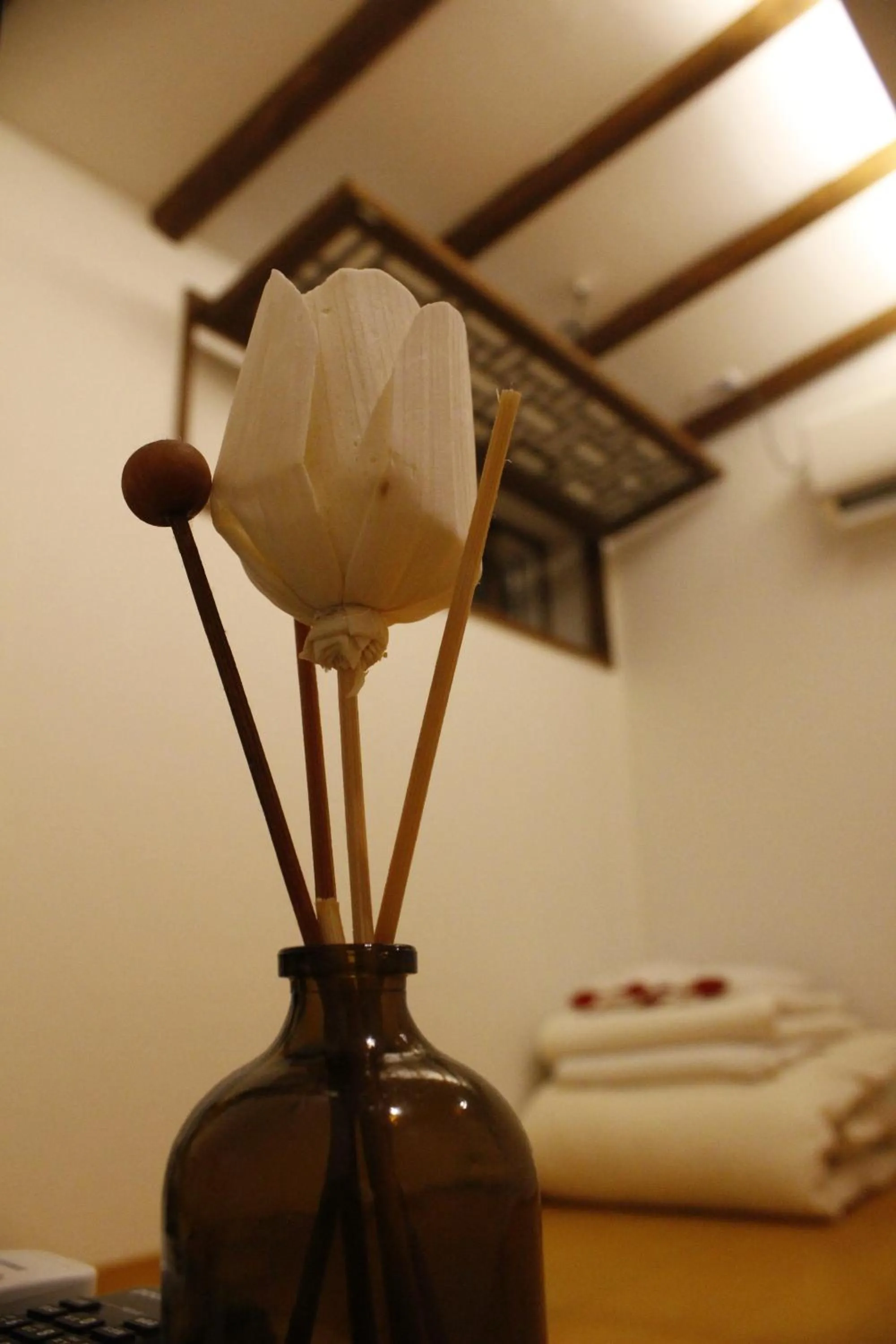 Decorative detail in Sungsim Hanok Guesthouse