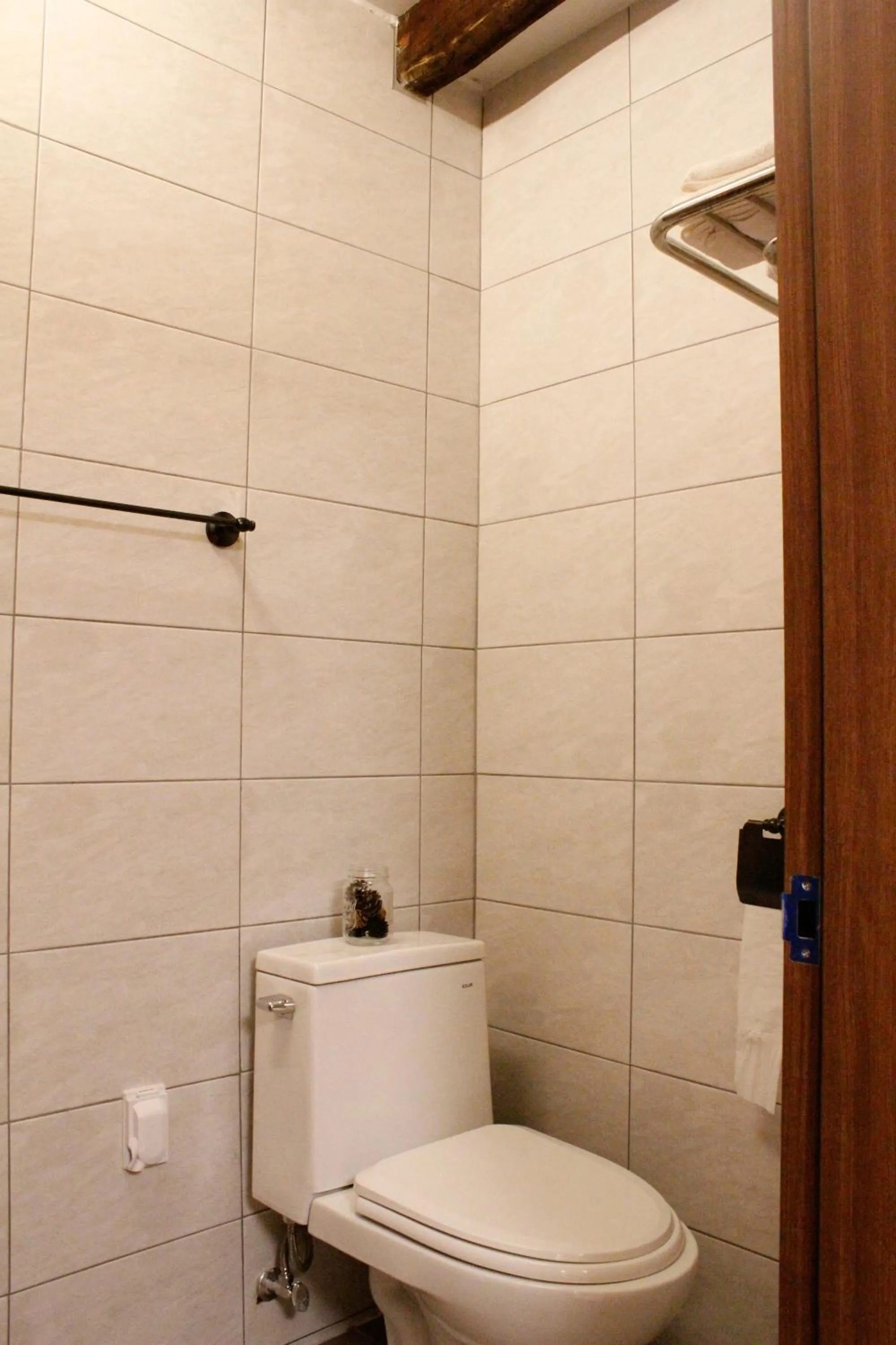 Toilet in Sungsim Hanok Guesthouse