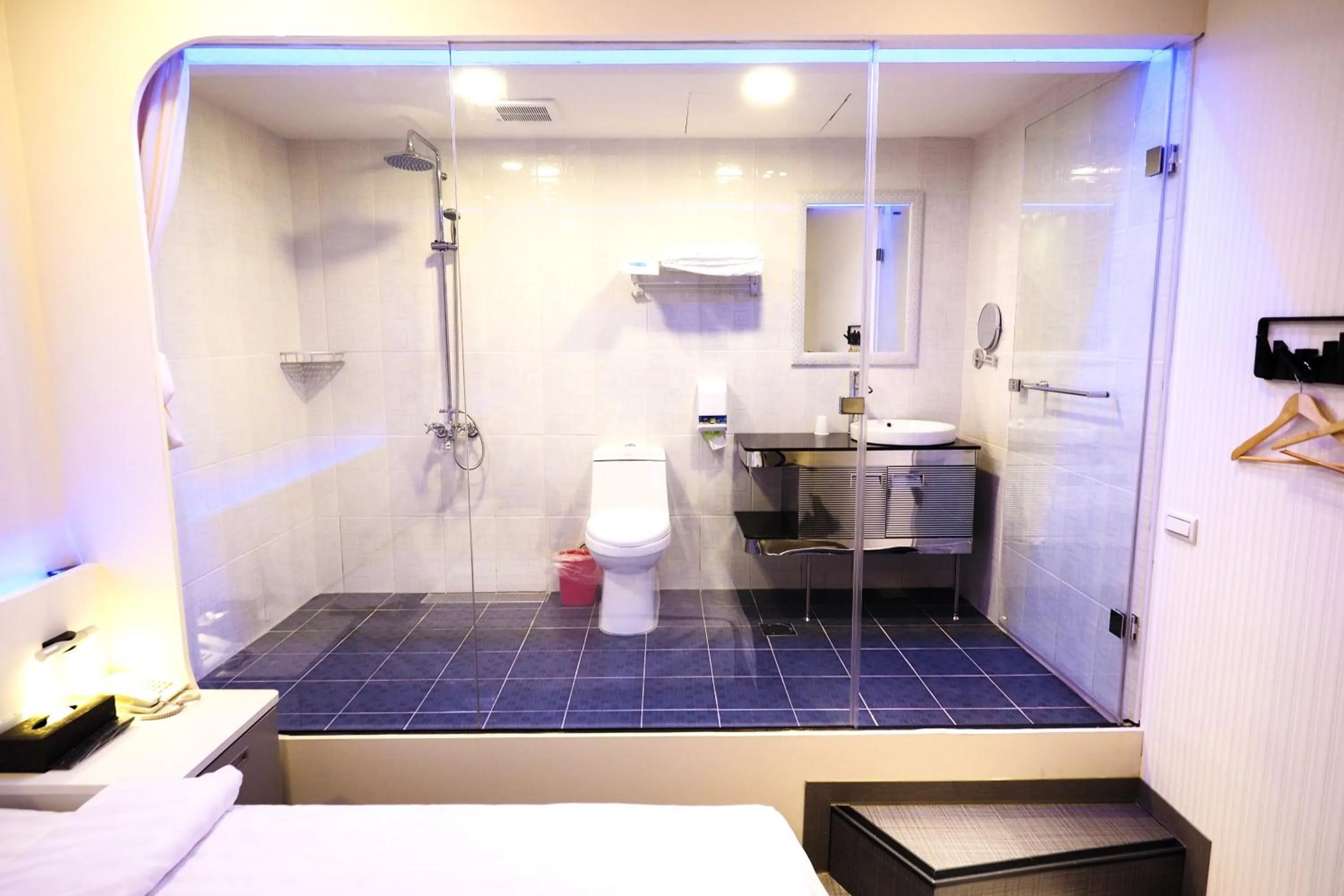 Bathroom in Galaxia Business Hotel