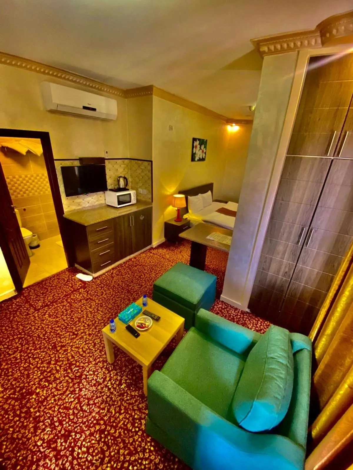 Bed in Olive Hotel Amman