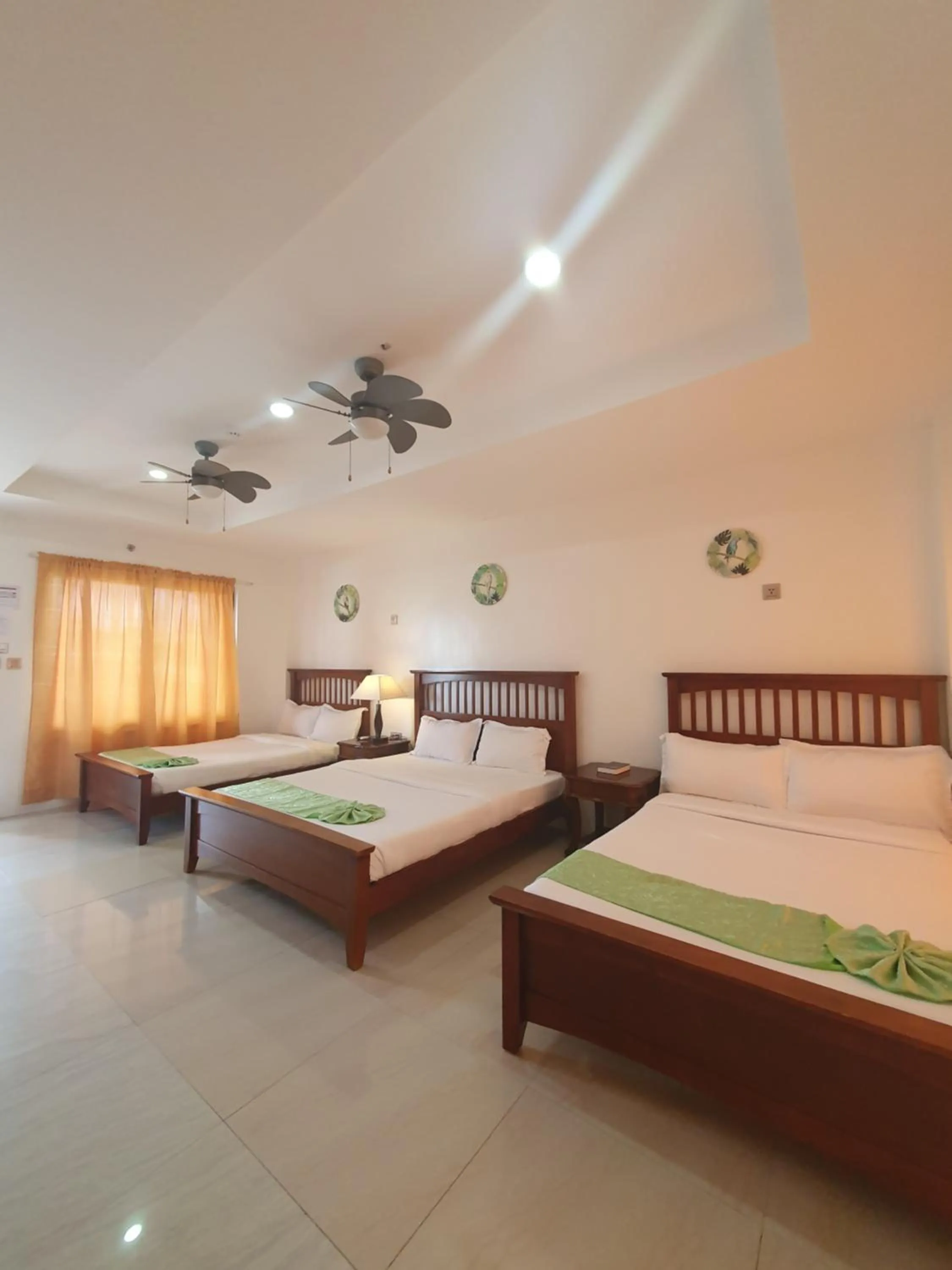 Bed in Moalboal Tropics