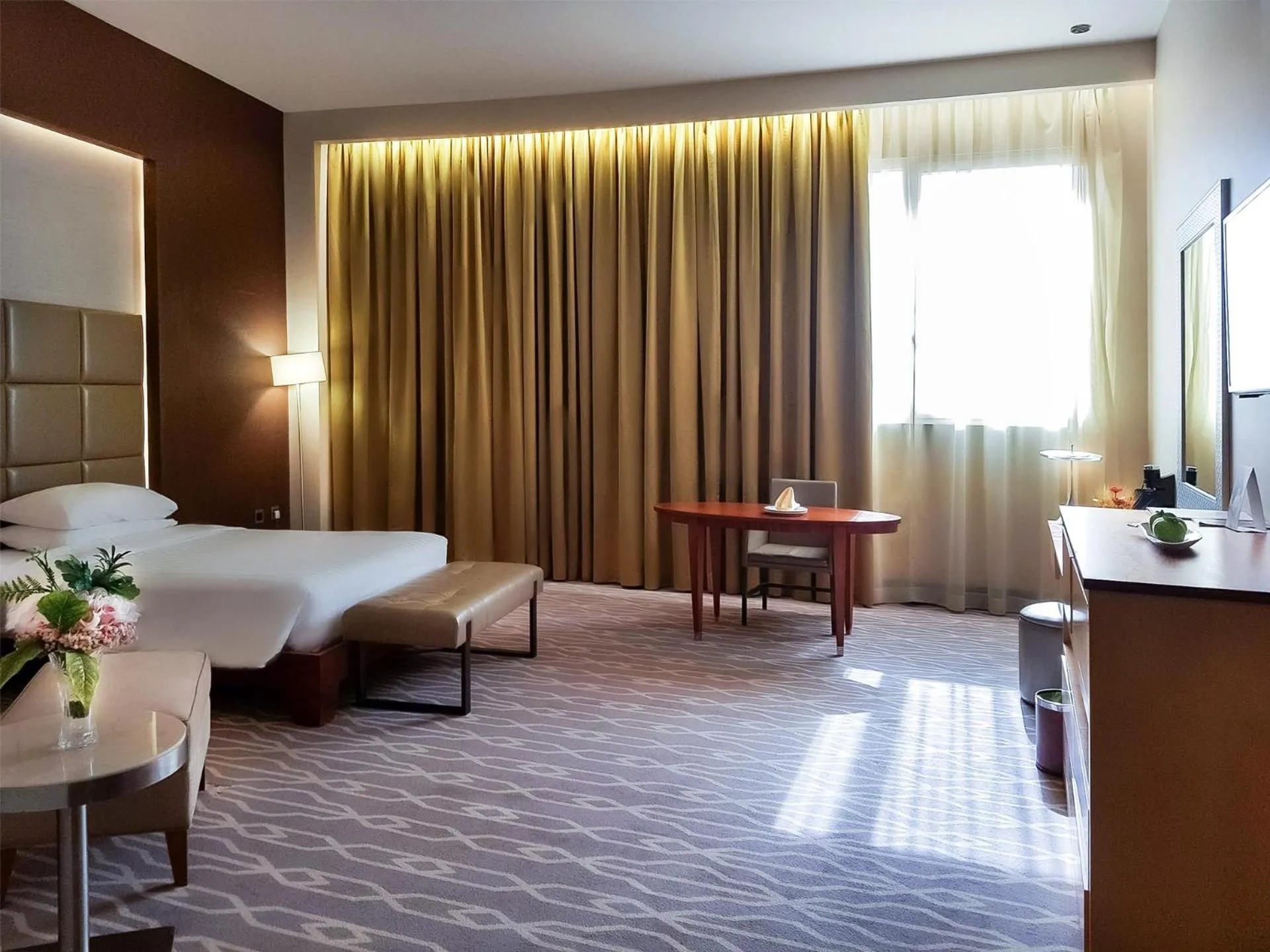 Bedroom, Bed in Millennium Hail Hotel