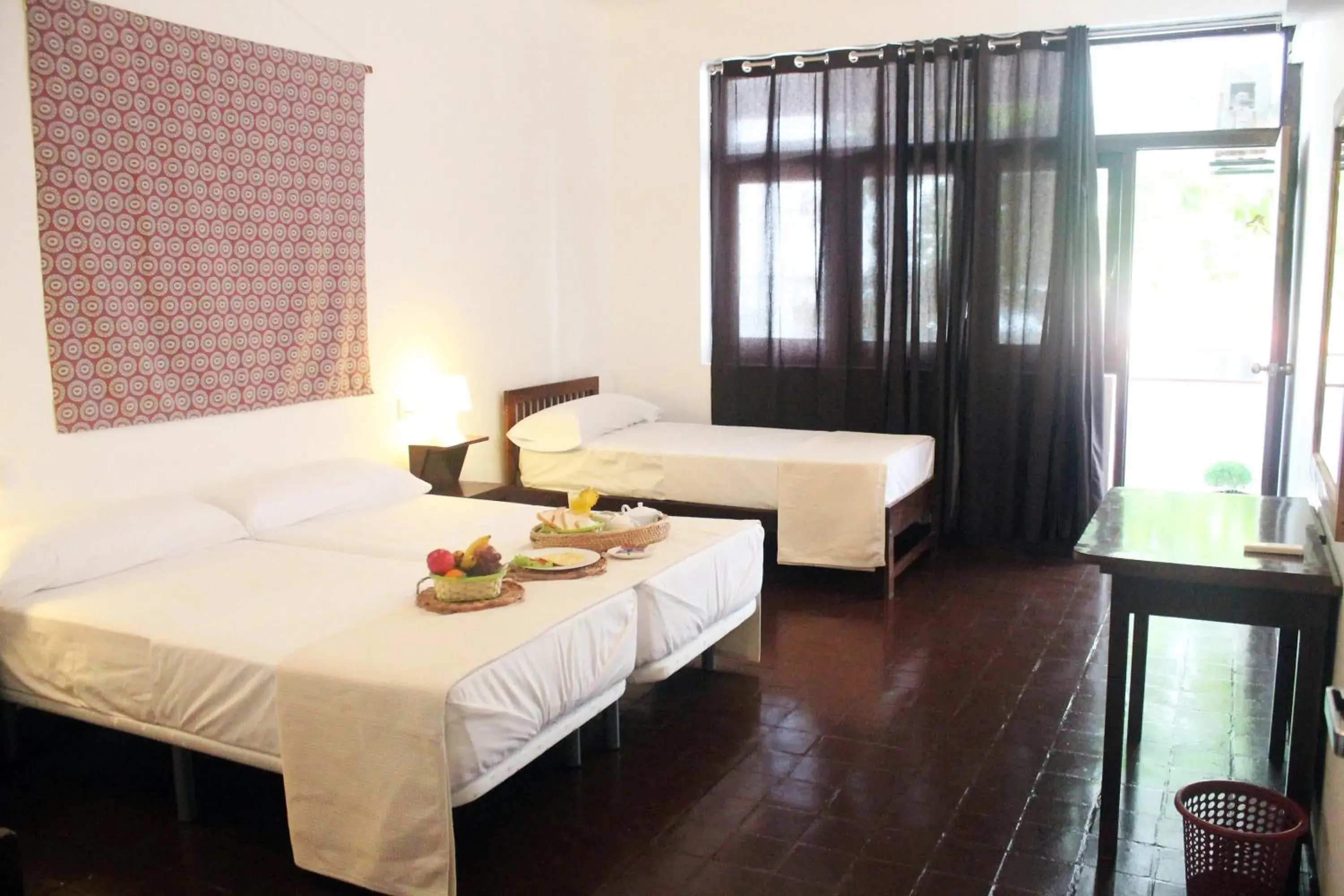 Triple Room with City View in Coral Seas Beach Hikkaduwa Triple Room with City View in Coral Seas Beach Hikkaduwa
