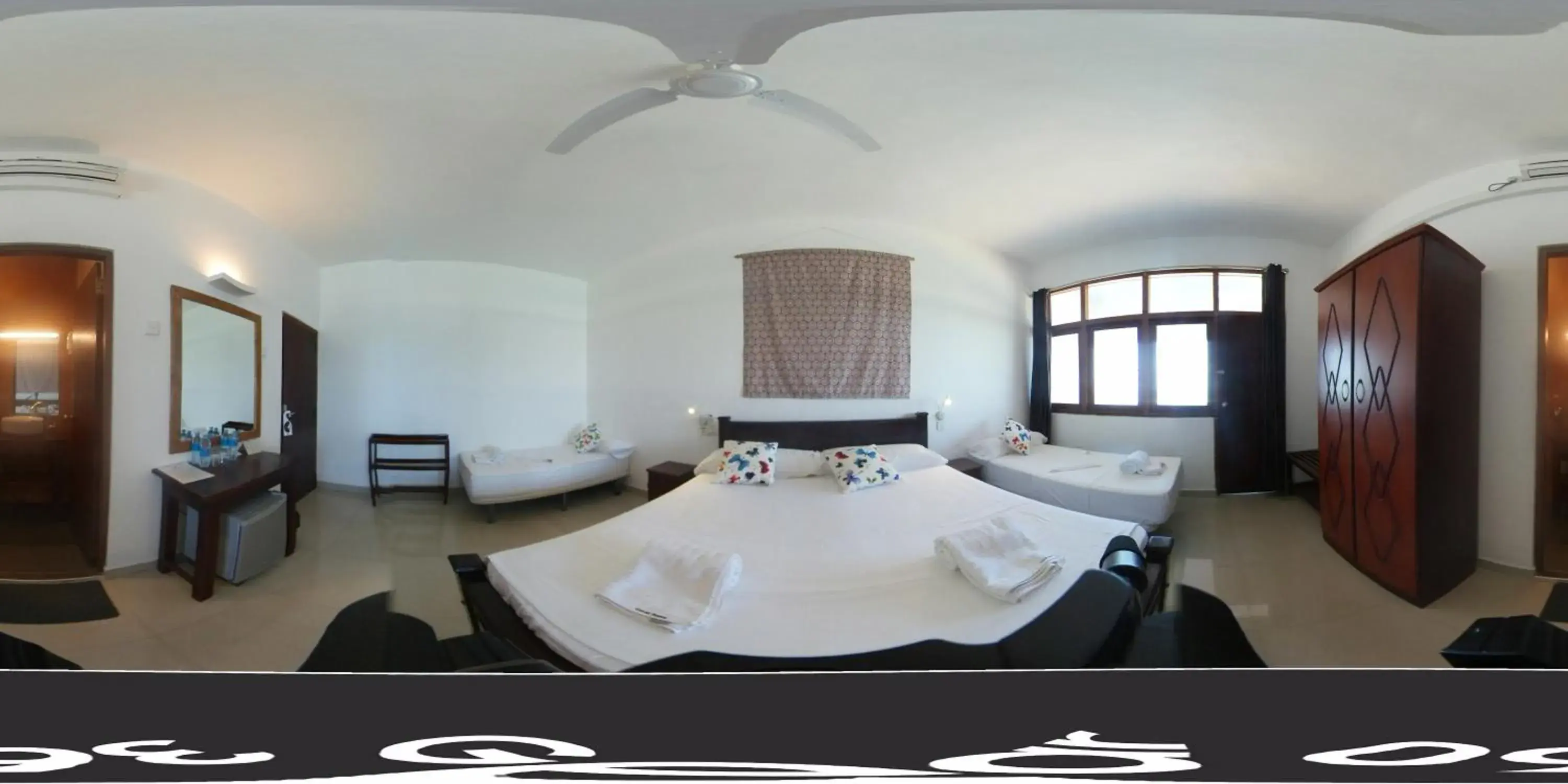 Family Room with Sea View in Coral Seas Beach Hikkaduwa Family Room with Sea View in Coral Seas Beach Hikkaduwa