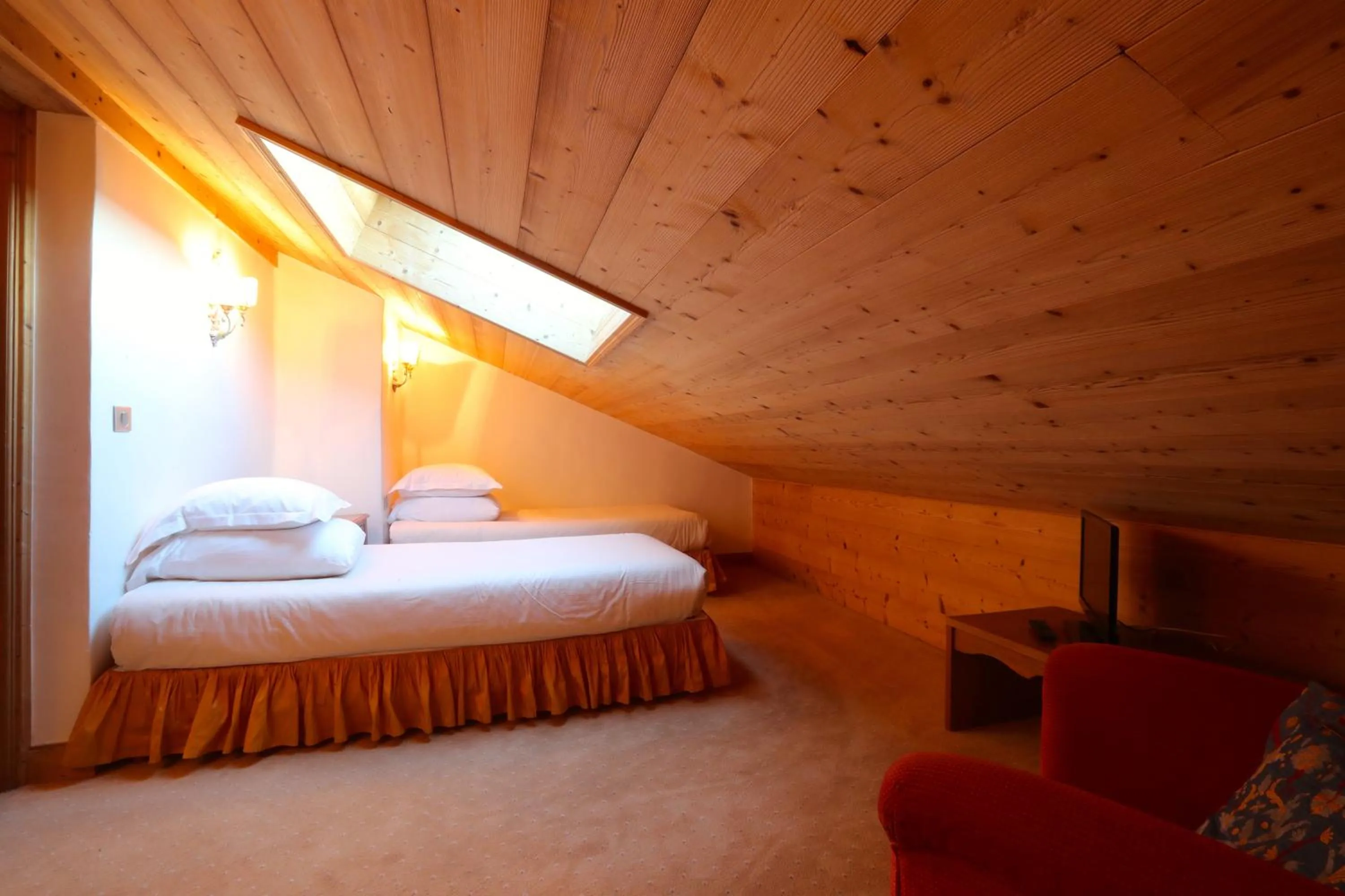 Bed in La Maison Hôtel Les Peupliers