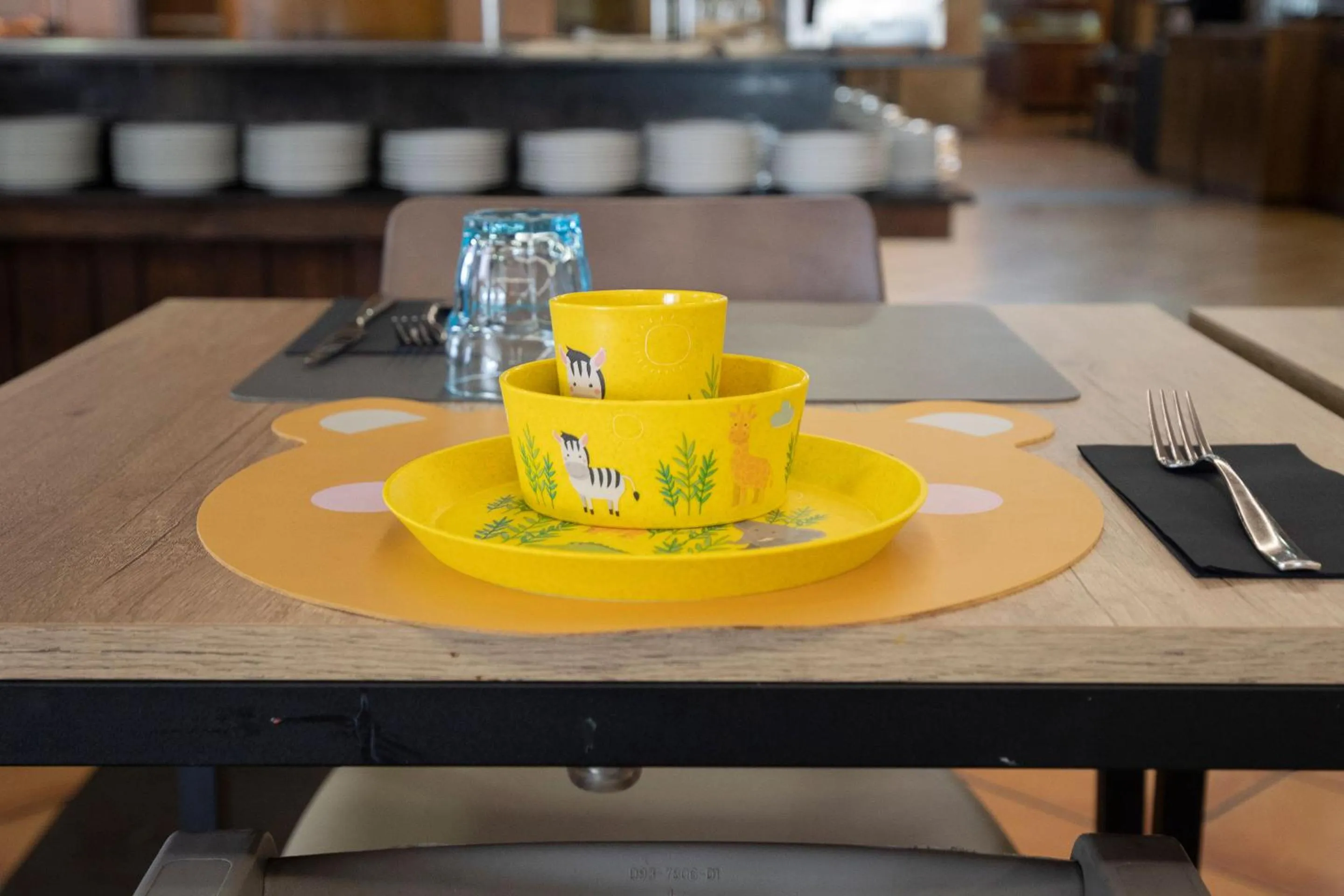 Buffet breakfast in Hotel Màgic Ski by Nexta