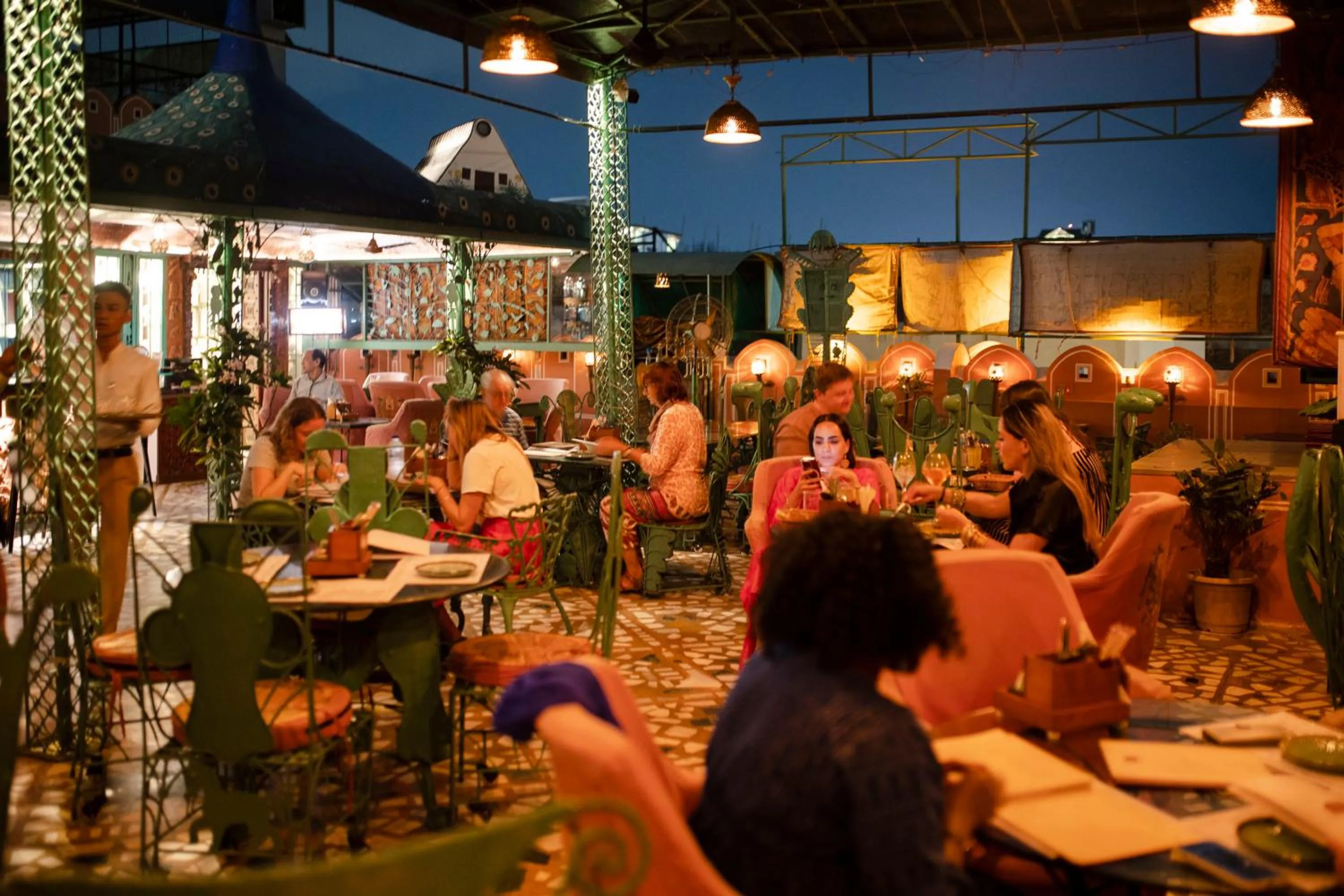 Restaurant/places to eat in Hotel Pearl Palace Jaipur