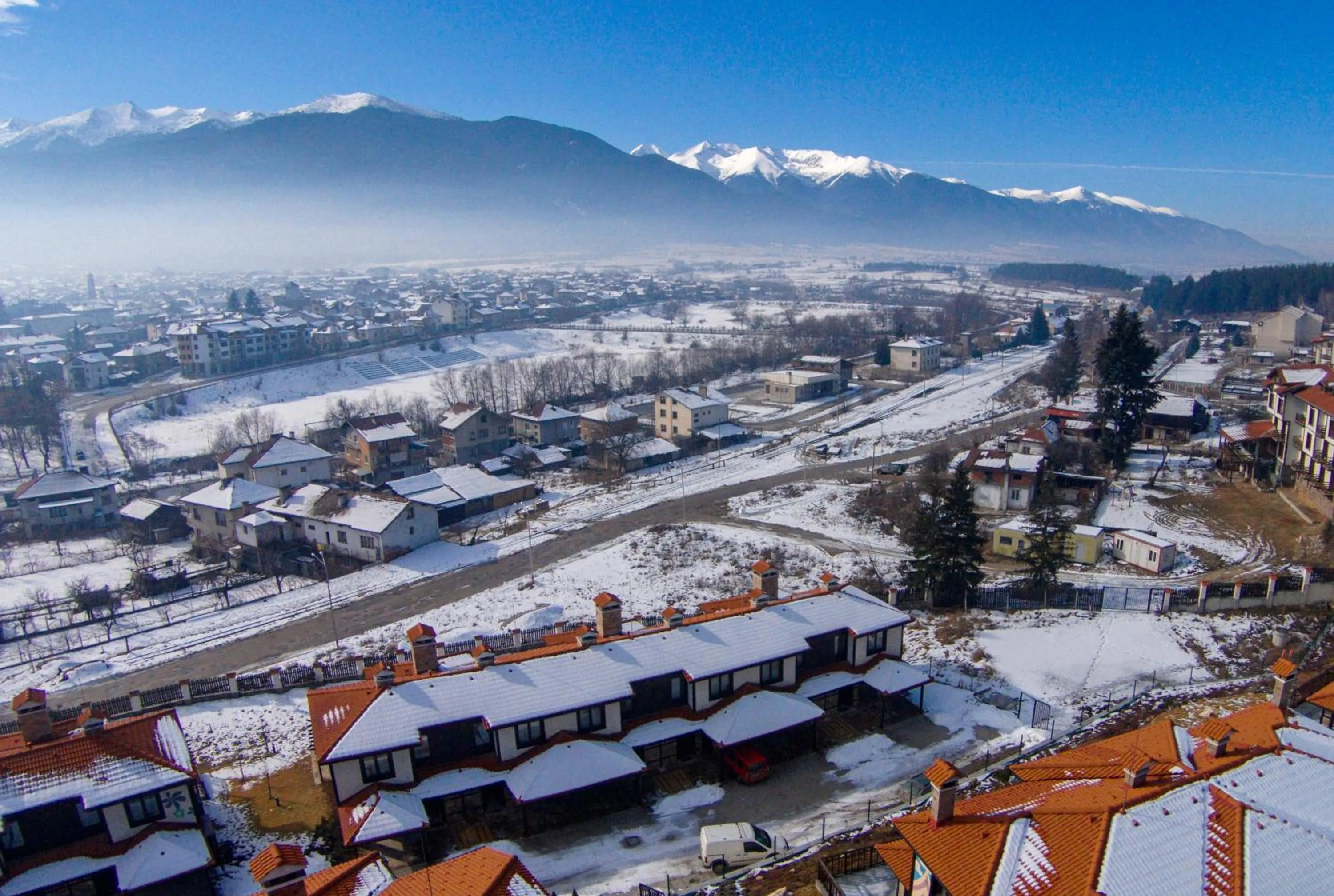 Winter in Holiday Village COOP Dobrinishte