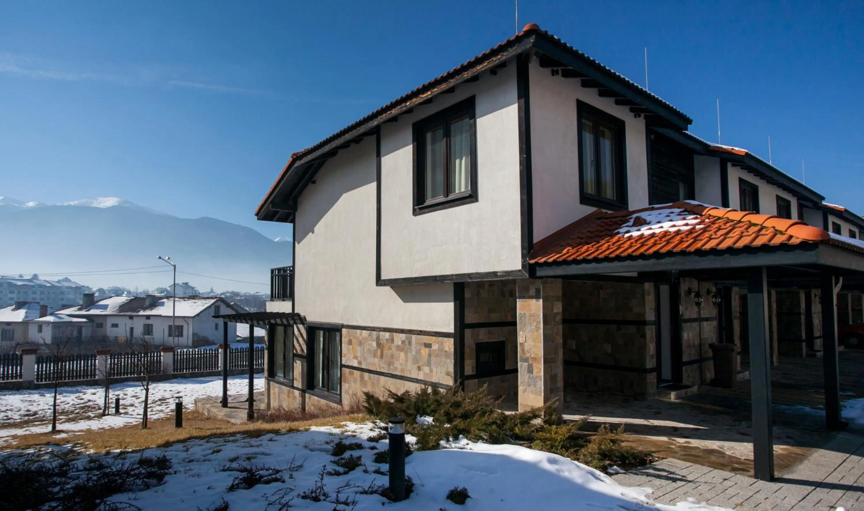 Garden in Holiday Village COOP Dobrinishte