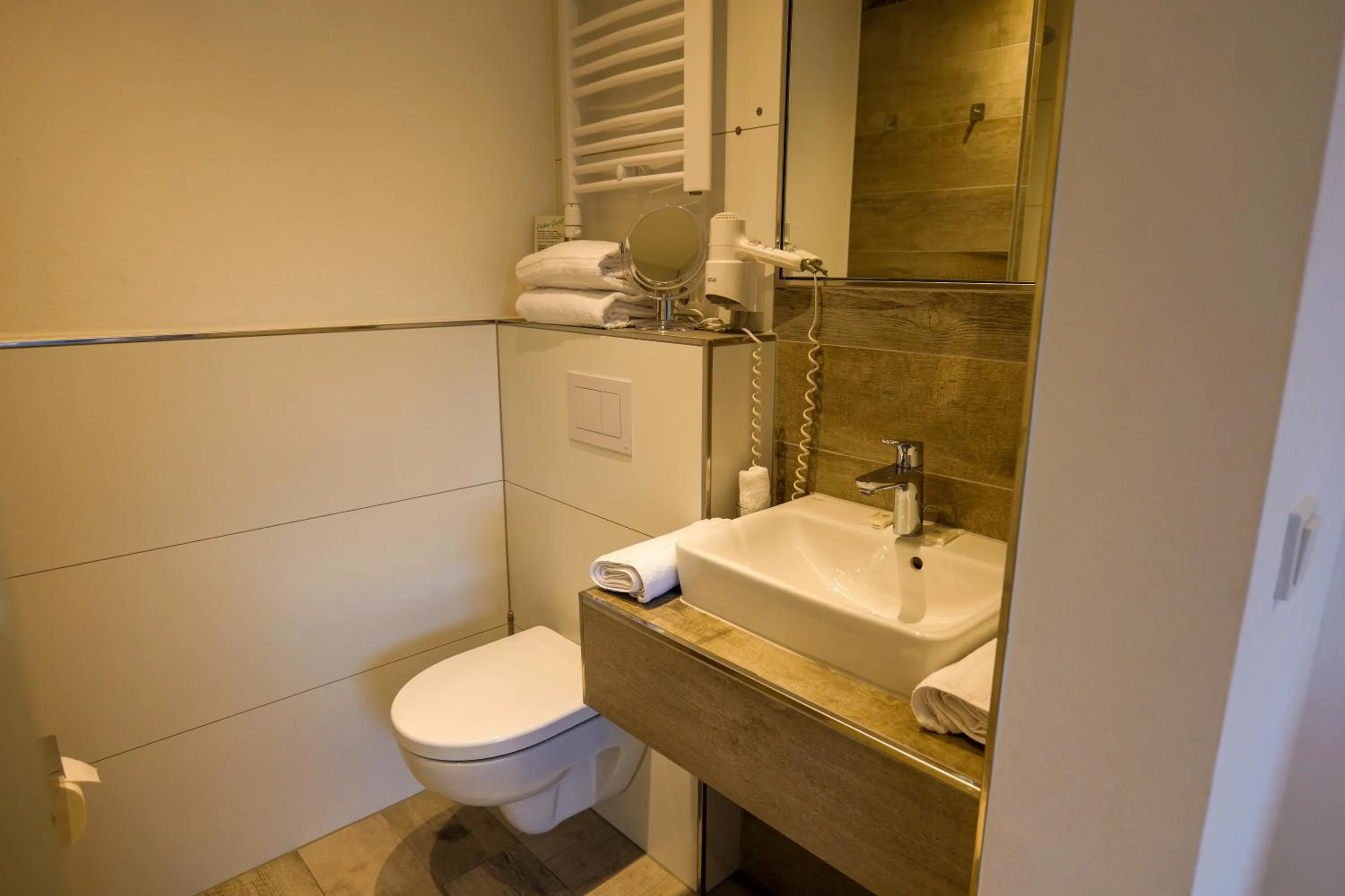 Bathroom in Hochwald Lodge