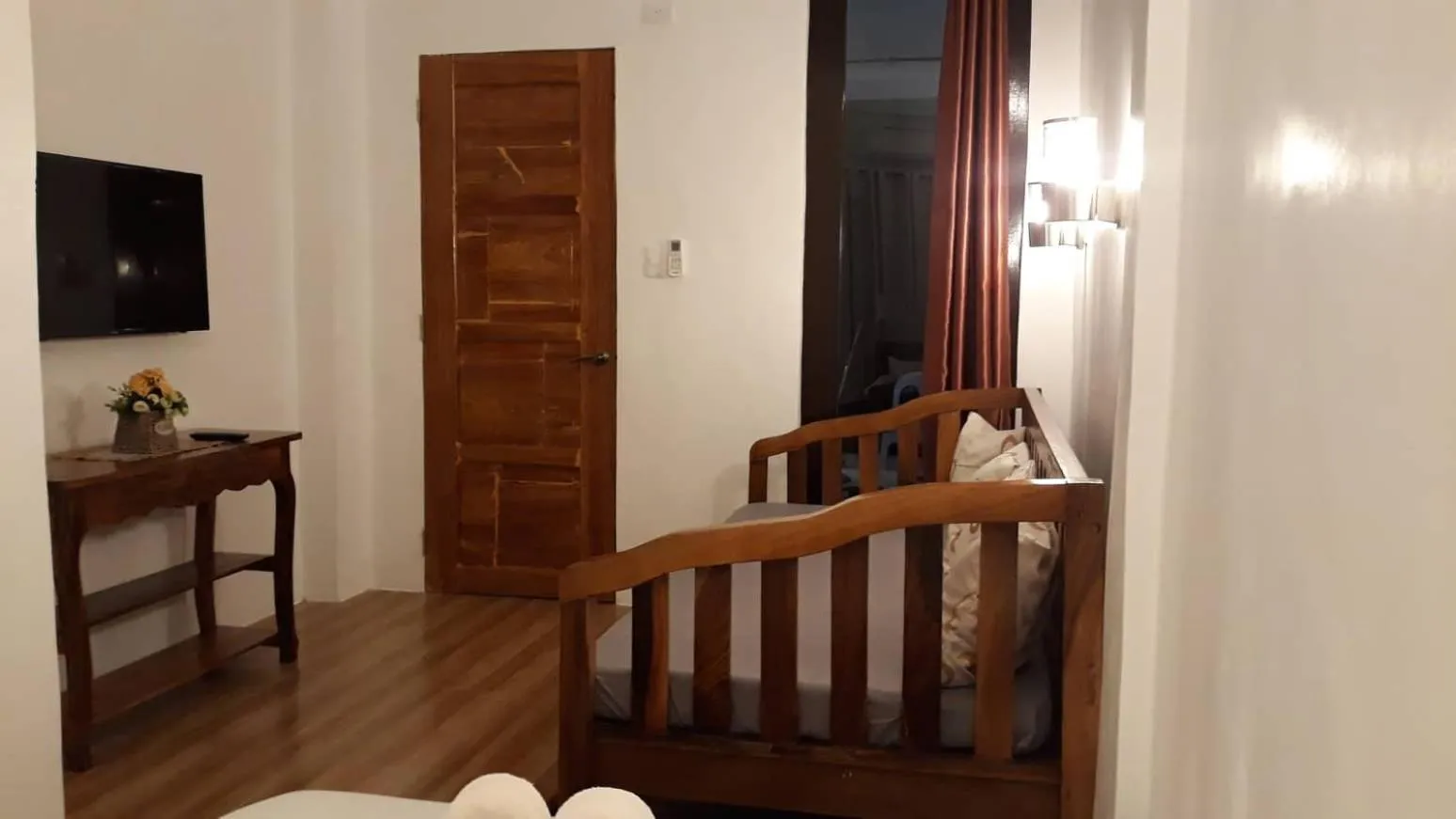 Bed in Marnin's Place